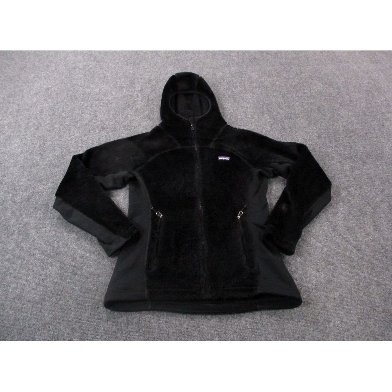Patagonia Patagonia Jacket Womens M Black Fuzzy Fleece Regulator Hi Loft Hoody 25706 Size M / US 6-8 / IT 42-44 - 2 Thumbnail