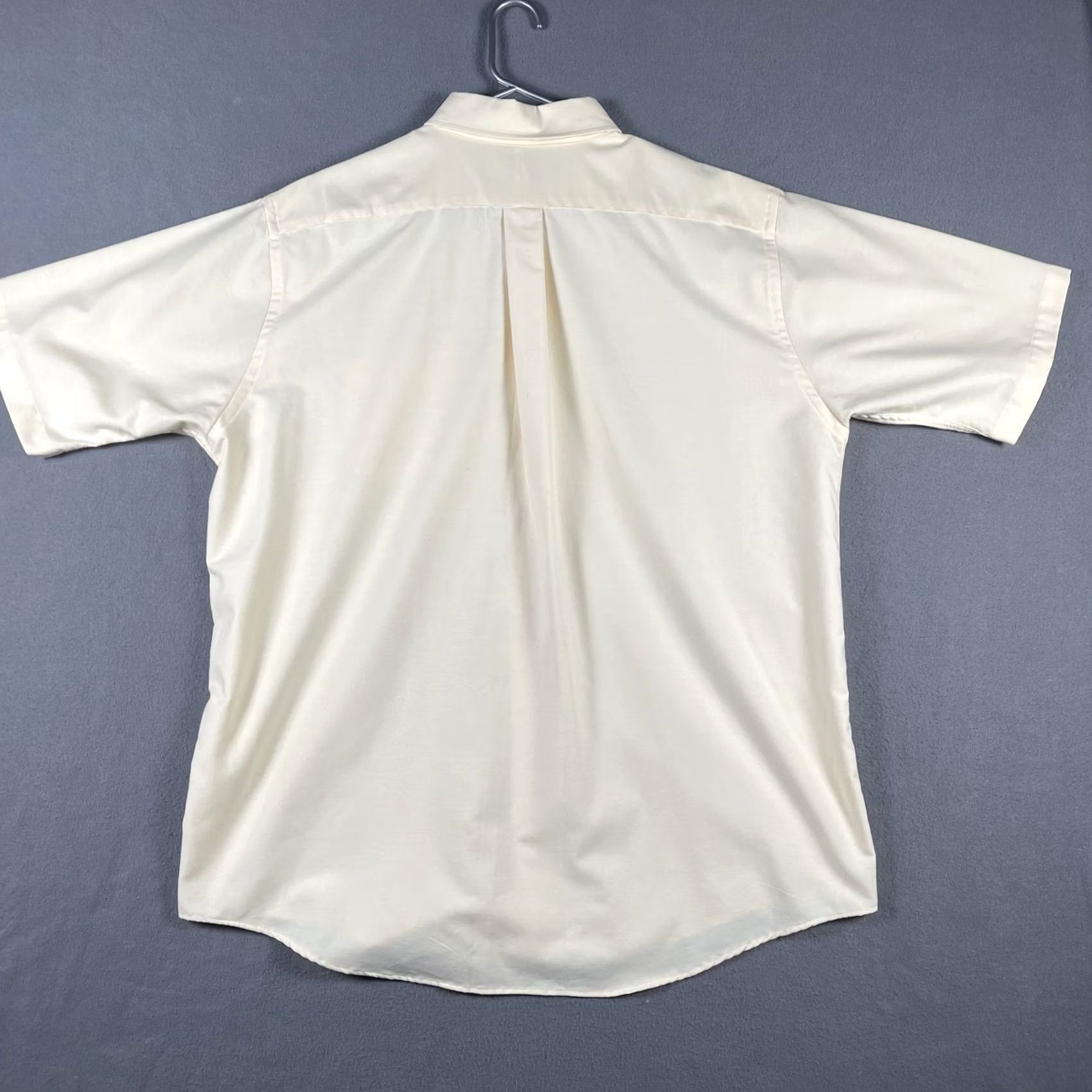 Vintage VINTAGE LL Bean Shirt Mens L Beige Short Sleeve Button-Down Pocket Classic 90s Mens Size US L / EU 52-54 / 3 - 3 Thumbnail