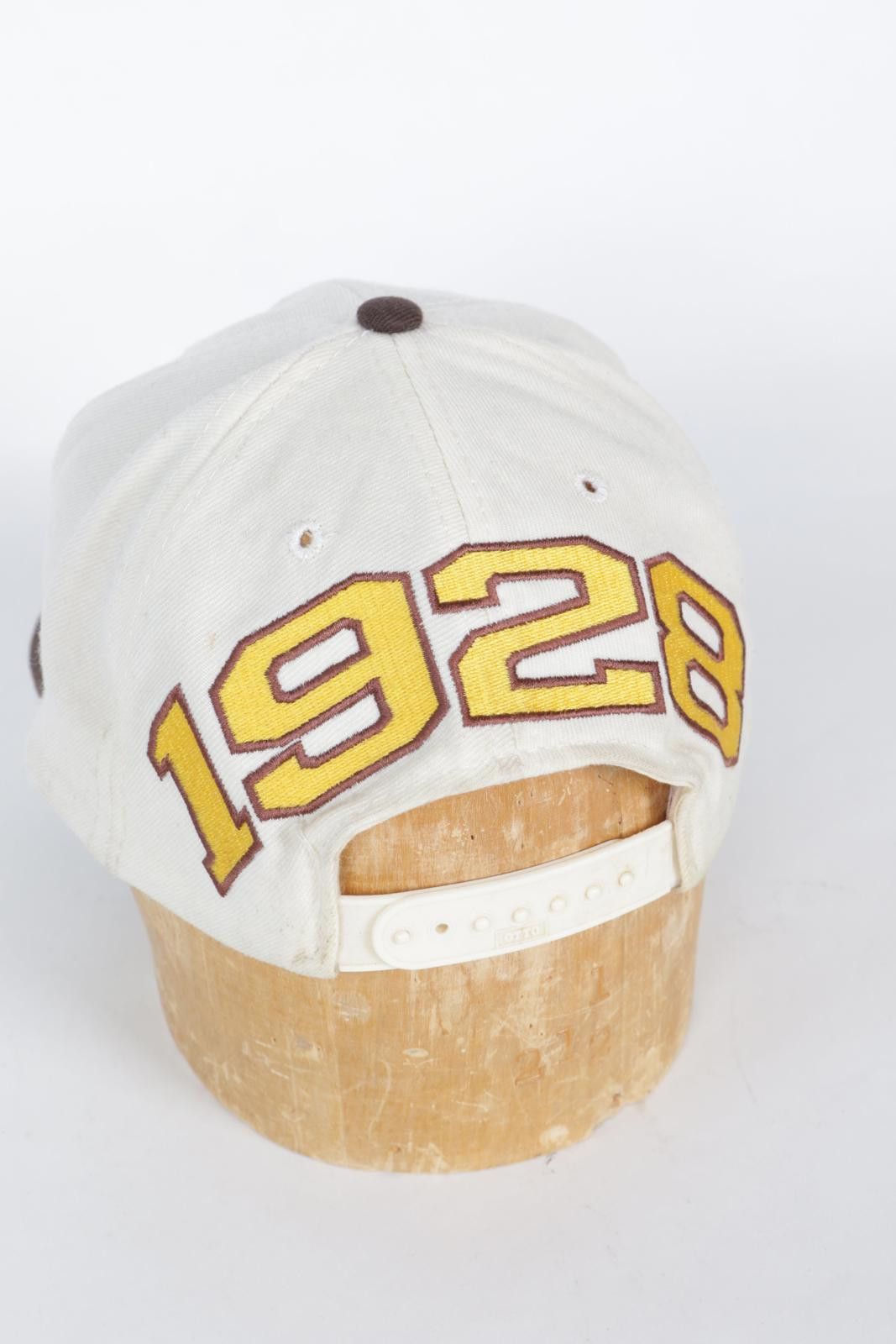 Ccm 90's CCM Boston Bruins 1928 Snap Back Size ONE SIZE - 6 Thumbnail