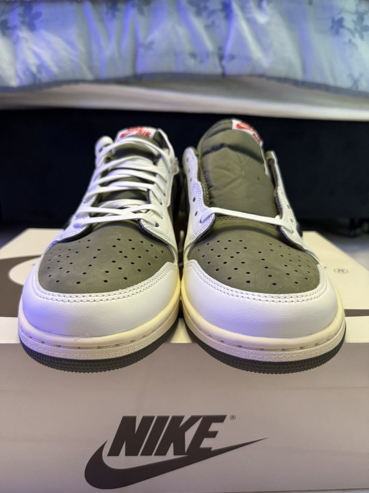 Jordan Brand × Travis Scott 12.5 Travis Scott Jordan 1 Low OG SP Medium Olive Size US 12.5 / EU 45-46 - 5 Thumbnail
