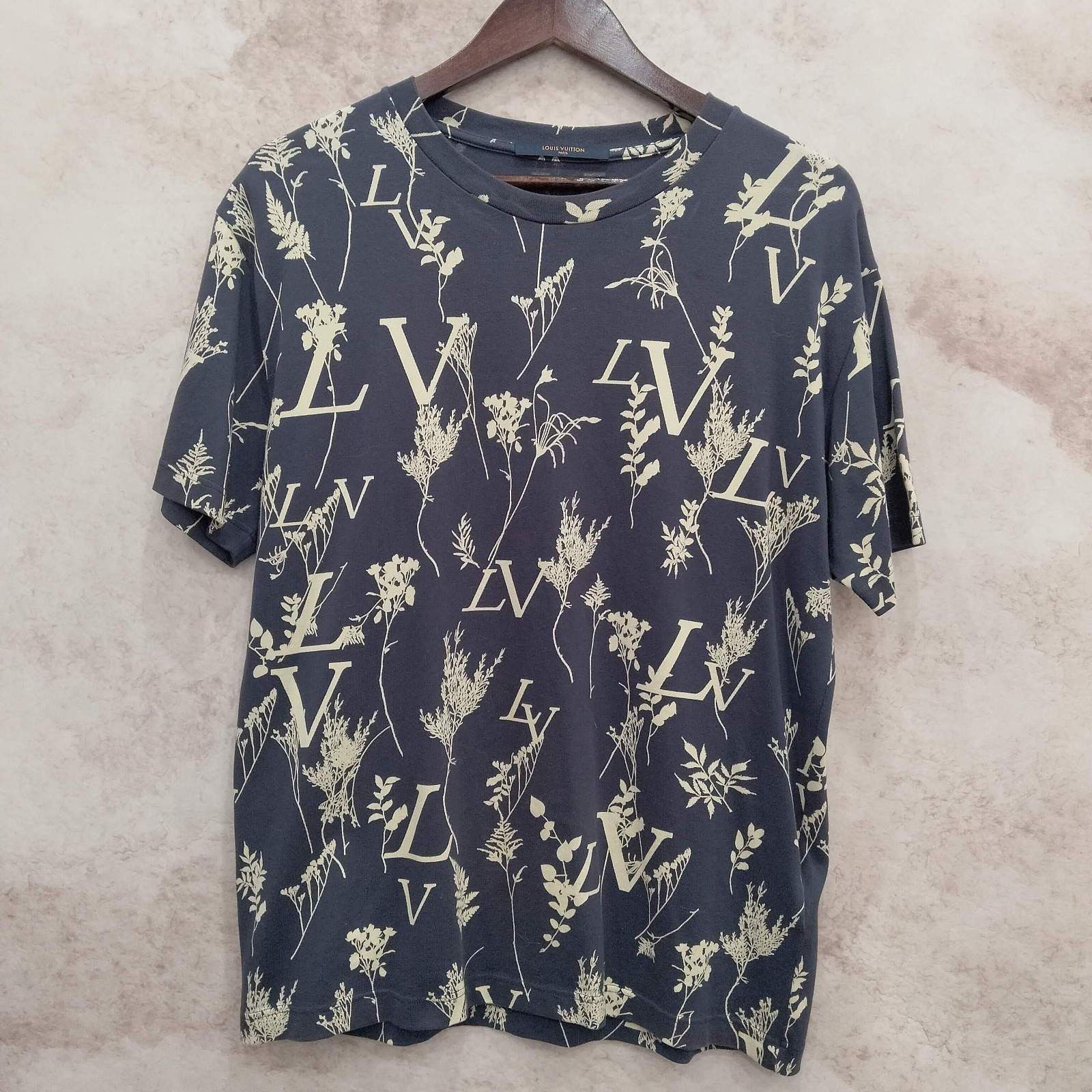 Louis Vuitton Louis Vuitton Floral Monogram T-Shirt Size M Size US M / EU 48-50 / 2 - 1 Thumbnail