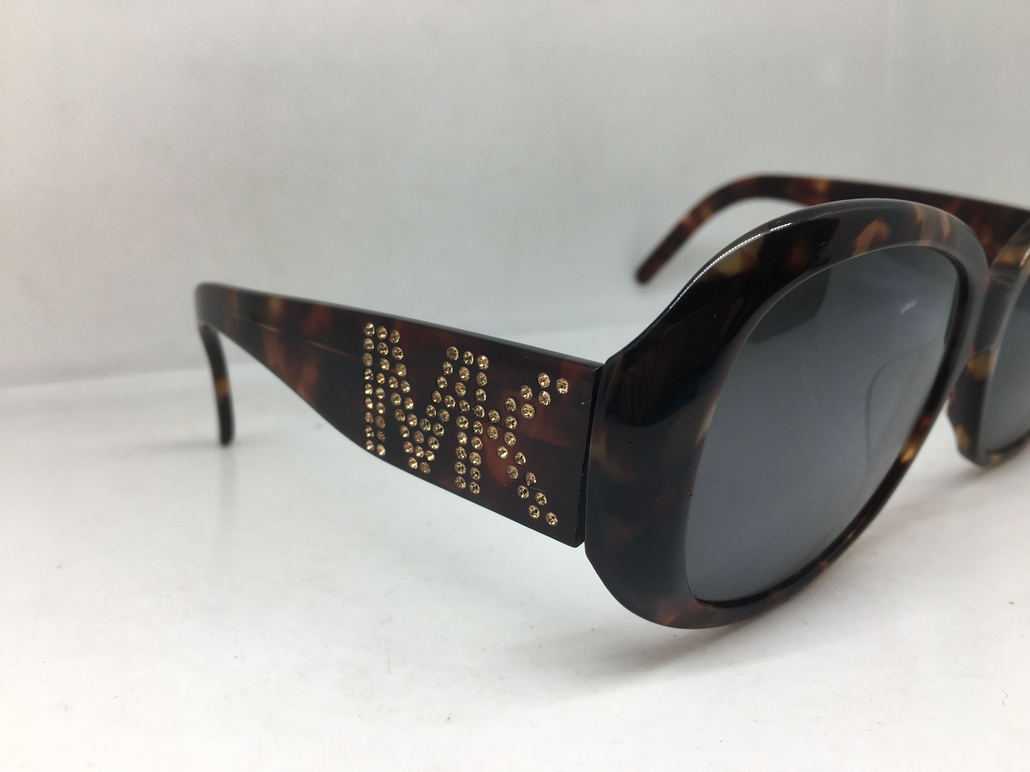 Vintage Vintage Michael kors Tortoise Oversize Sunglasses Frame Size ONE SIZE - 1 Thumbnail