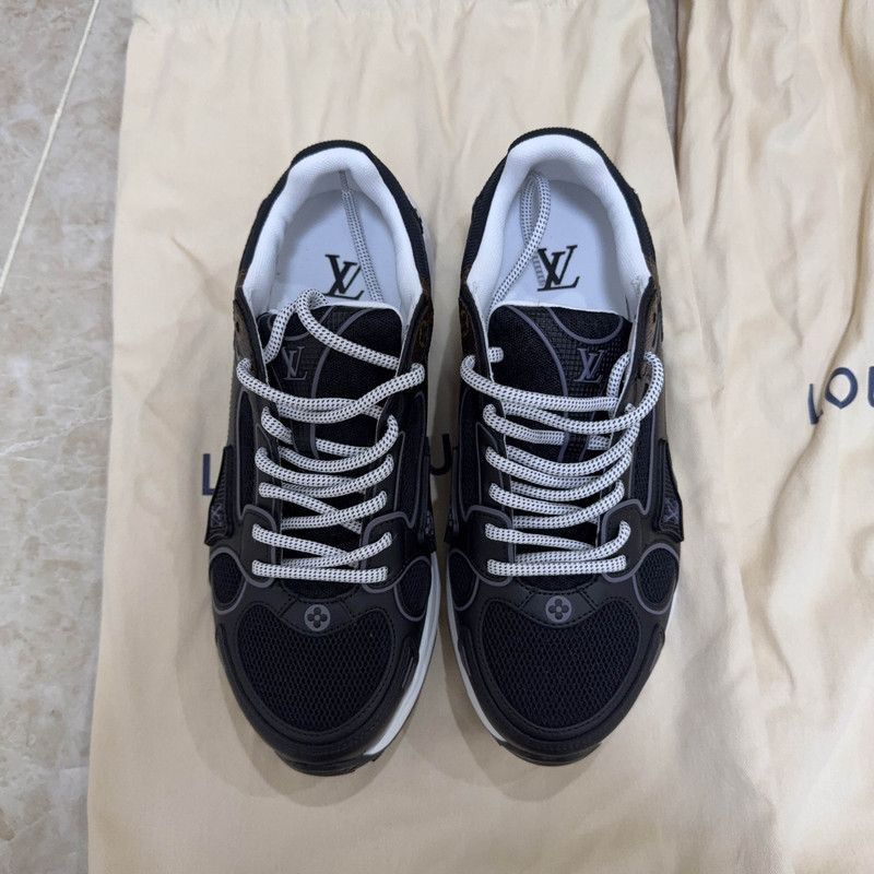 Louis Vuitton Louis Vuitton Olympia Black Low-Top Sneakers - Size US 9 / EU 42 - 2 Thumbnail