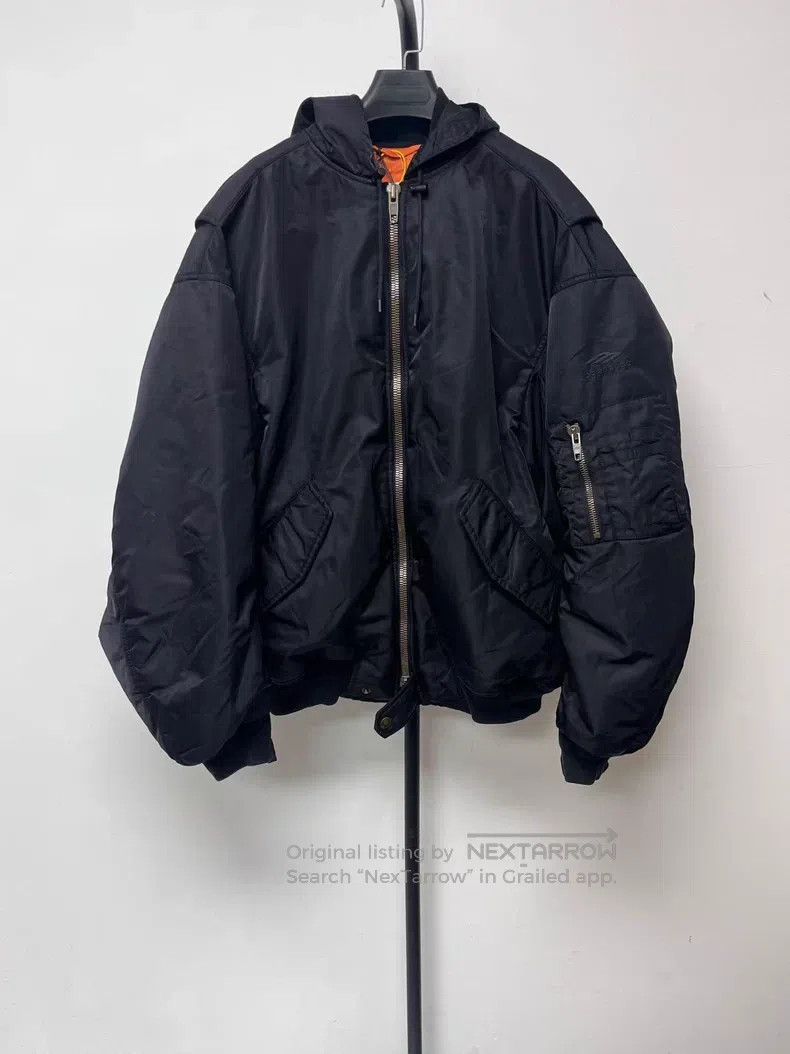 Balenciaga Balenciaga Solid Color Hooded Pilot Zipper Long Sleeve Jac Size US M / EU 48-50 / 2 - 1 Thumbnail