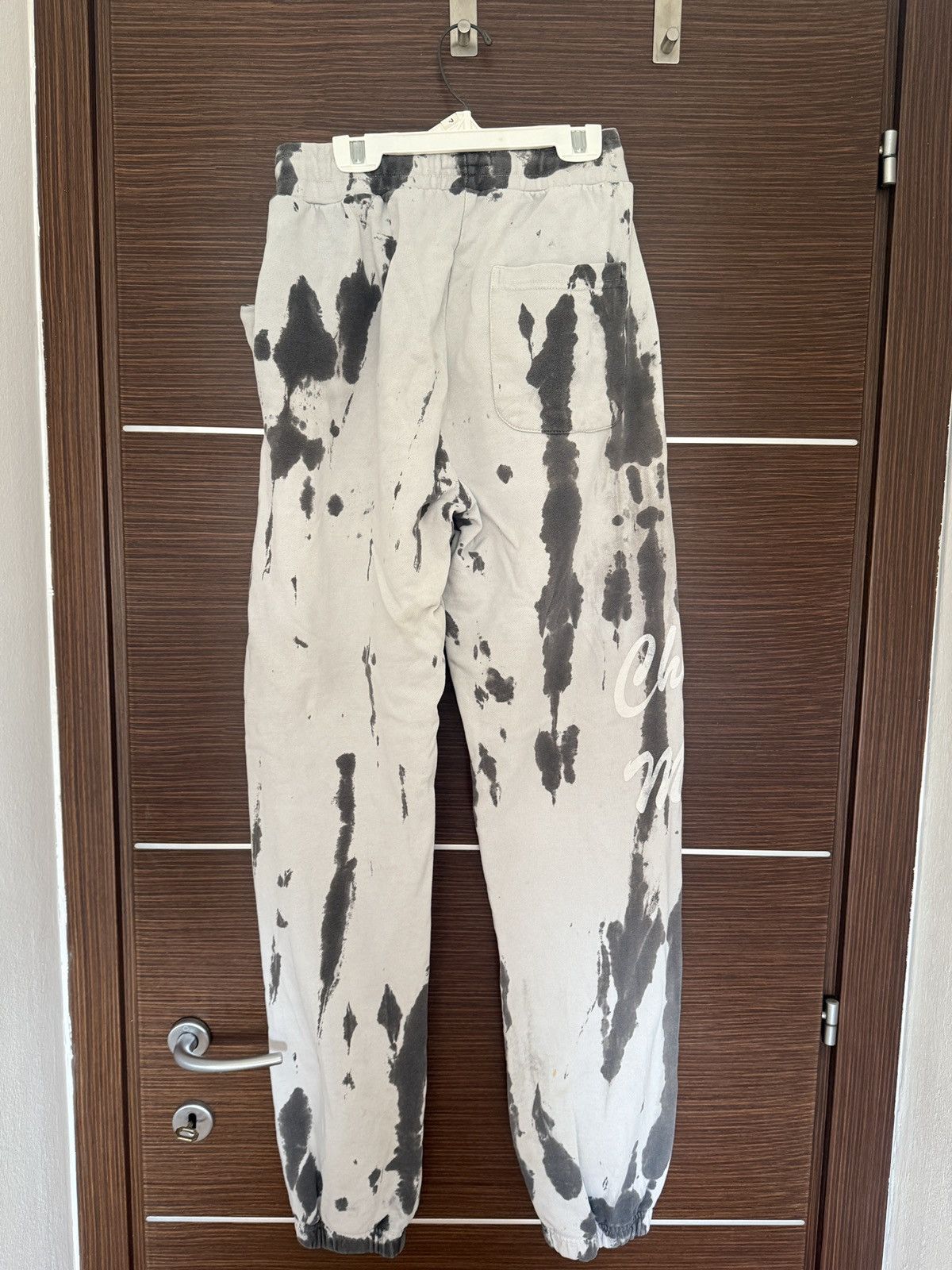 Market Chinatown cow printed sweatpants Size US 29 - 3 Thumbnail