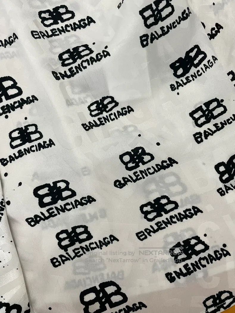 Balenciaga Balenciaga Black and White Full Logo Silk Tie Waist Long S Size XXS / US 00 / IT 34 - 2 Thumbnail