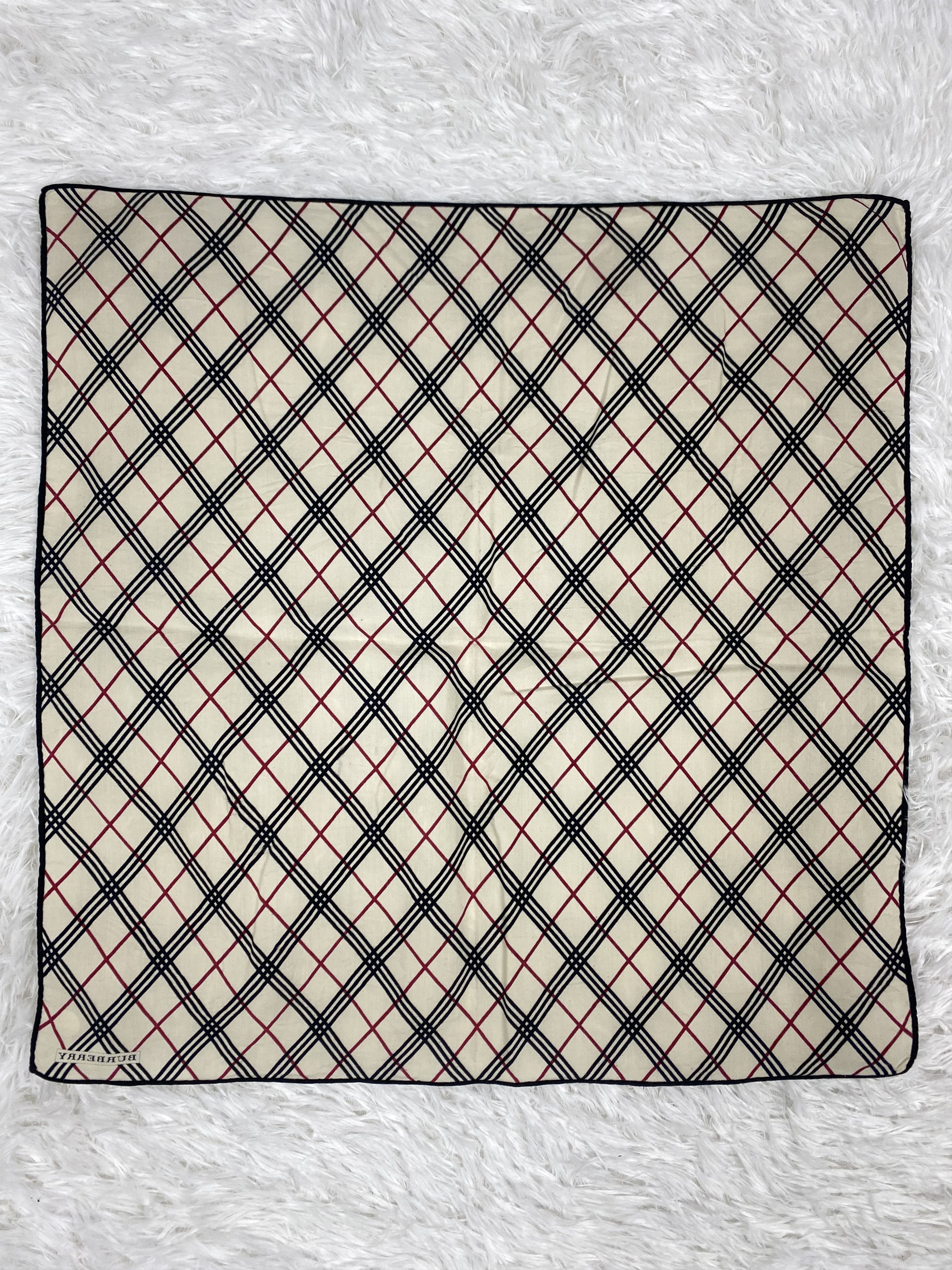 Burberry Vintage Burberry Handkerchief Neckerchief PH0640 Size ONE SIZE - 4 Thumbnail