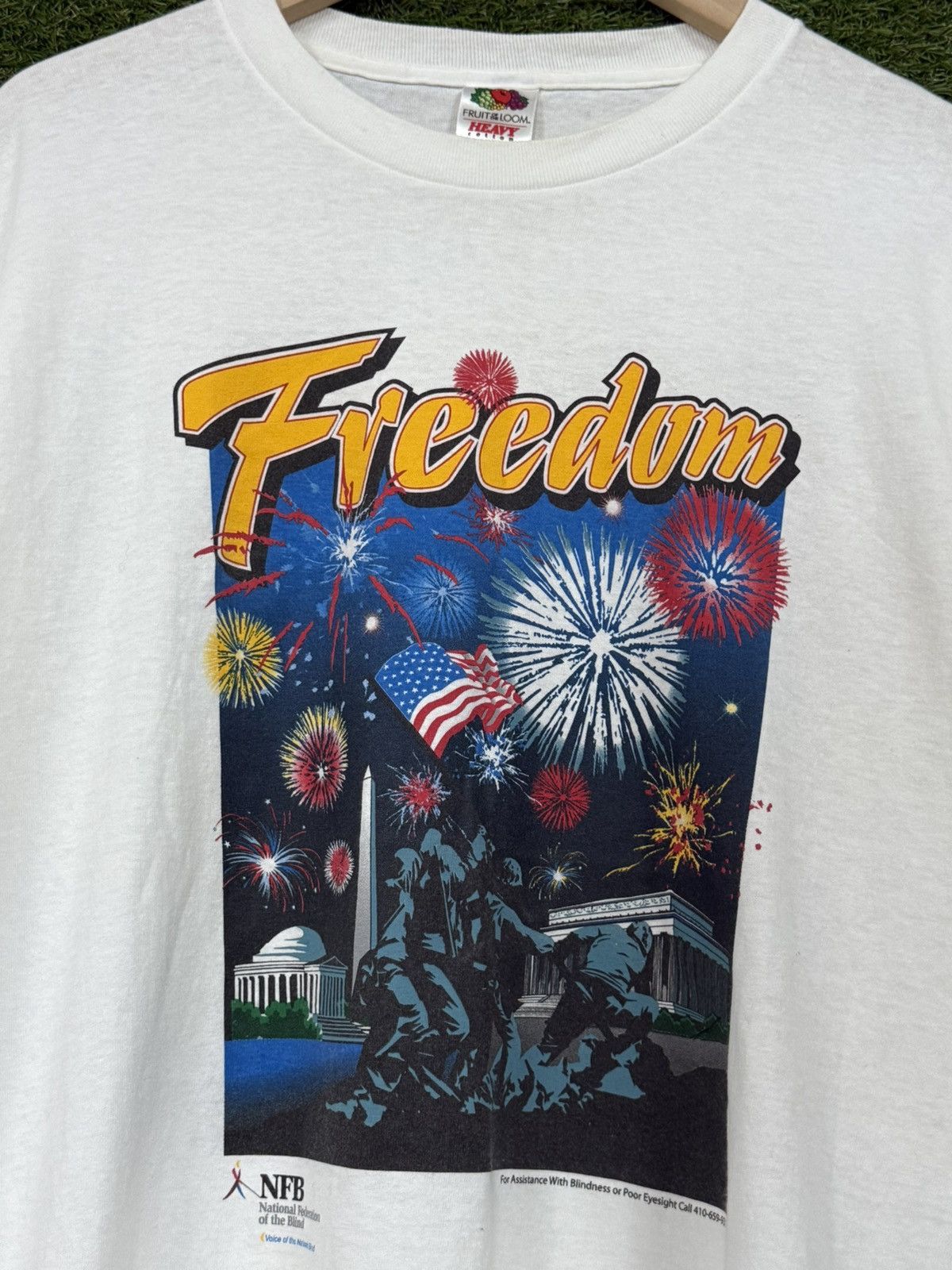 Vintage Vintage Fruit of The Loom Fireworks USA America Tee White Size US M / EU 48-50 / 2 - 3 Thumbnail