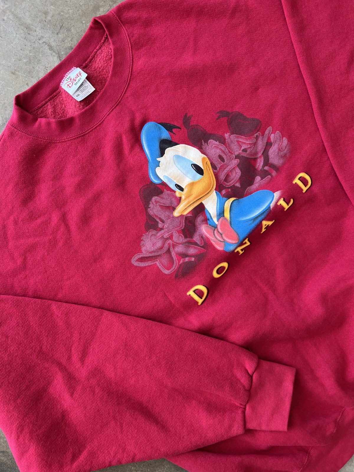 Disney × Vintage Vintage Disney Donald Duck Crewneck Sz. XXL Size US XXL / EU 58 / 5 - 1 Thumbnail