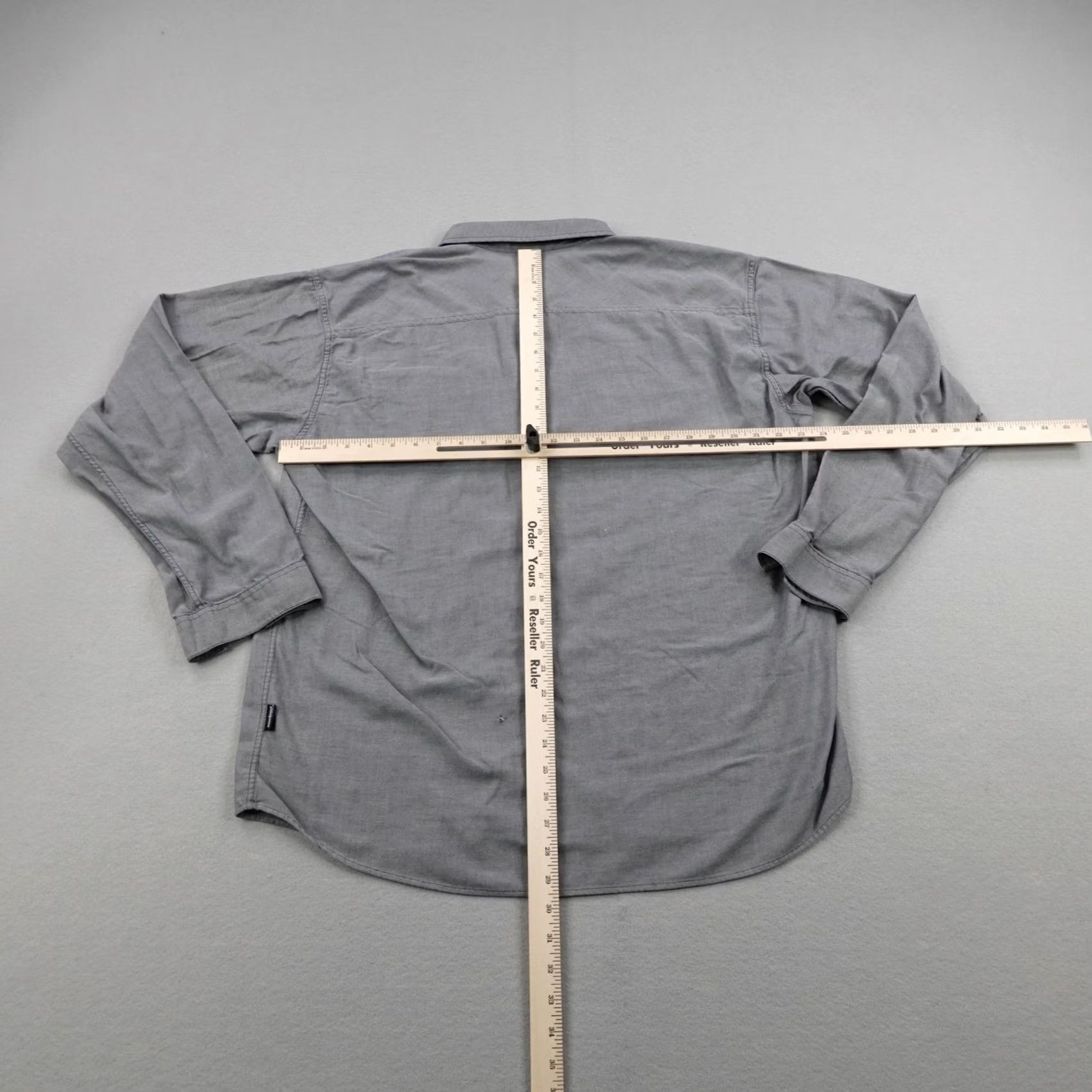 Patagonia VINTAGE Patagonia Shirt Mens XL Gray Roll Tab Fishing Hiking Outdoors Button Up Organic Size US XL / EU 56 / 4 - 3 Thumbnail