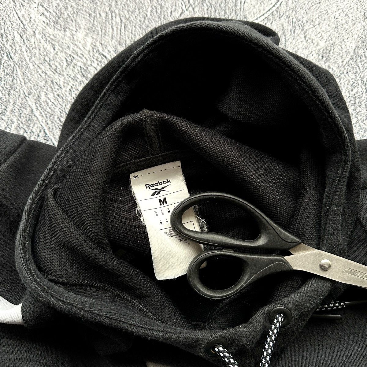 Reebok Men’s Hoodie Reebok Black Size: M Size US M / EU 48-50 / 2 - 12 Thumbnail