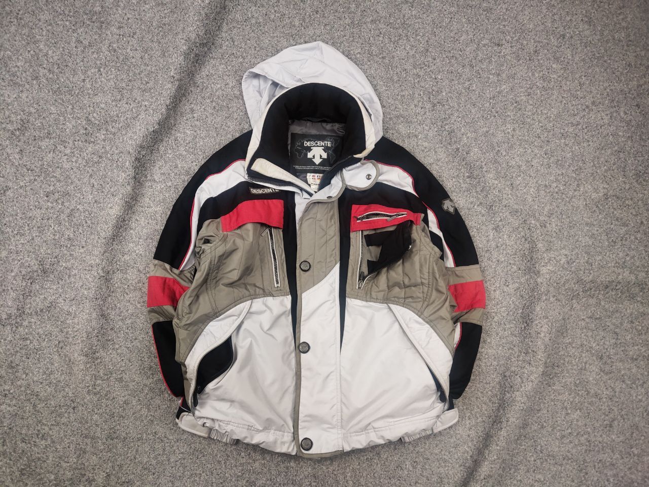 Vintage Descente Airdrive Ski Zipper Hooded Jacket Logo
