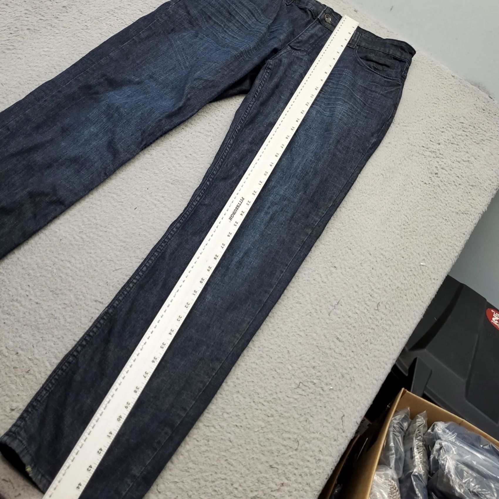Vintage Urban Pipeline Jeans Mens 34/34 Blue Denim Relaxed Stretch Dark Wash Straight Leg Jeans Size US 34 / EU 50 - 7 Thumbnail