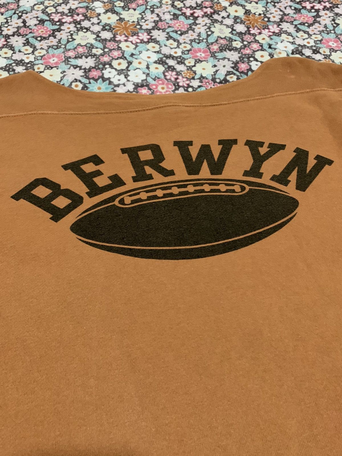 Champion Vintage Champion Football Graphic 3/4 Sleeve Size US L / EU 52-54 / 3 - 5 Thumbnail