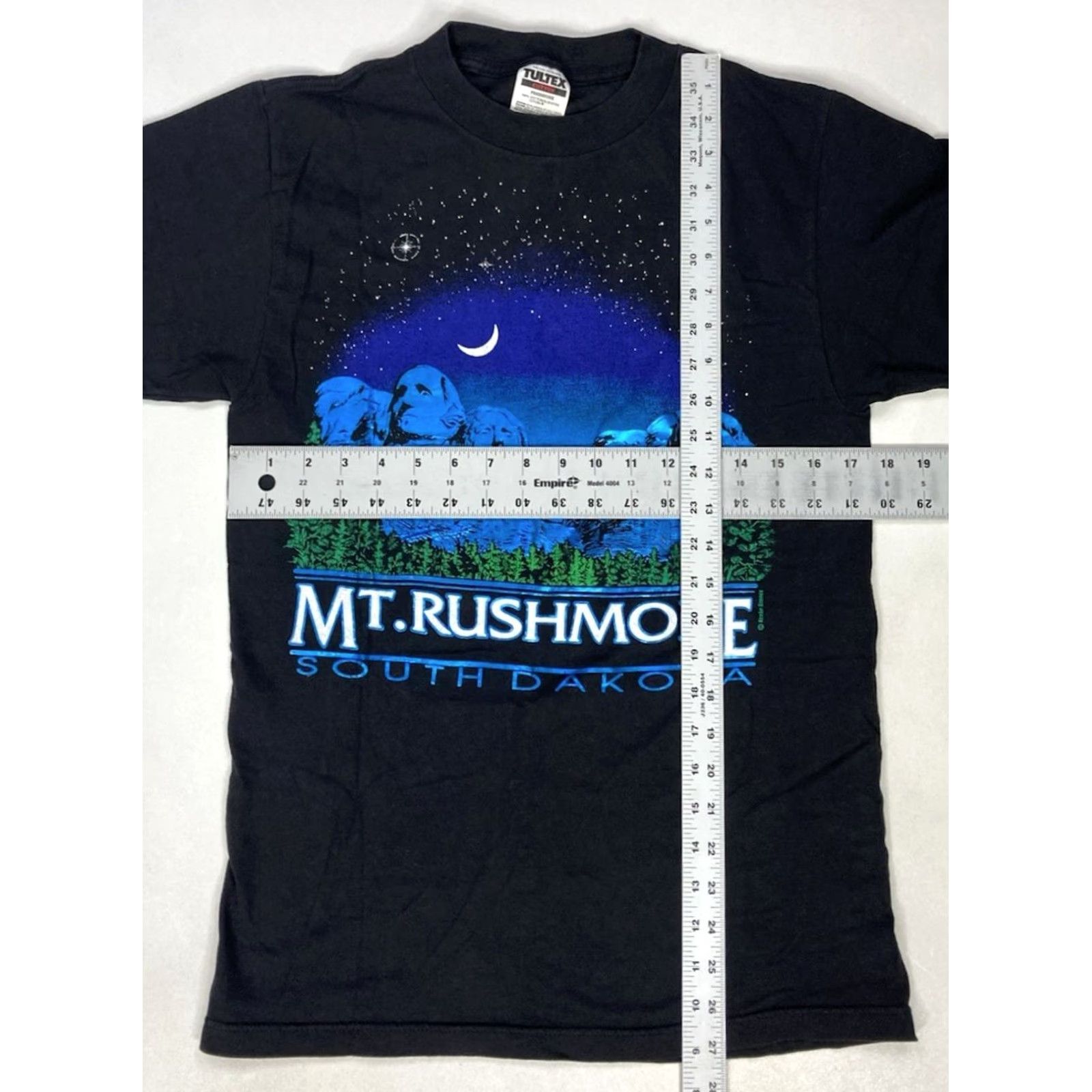 Tultex VINTAGE Mt Rushmore South Dakota Graphic T-shirt Men Small Black 90s Size US S / EU 44-46 / 1 - 5 Thumbnail