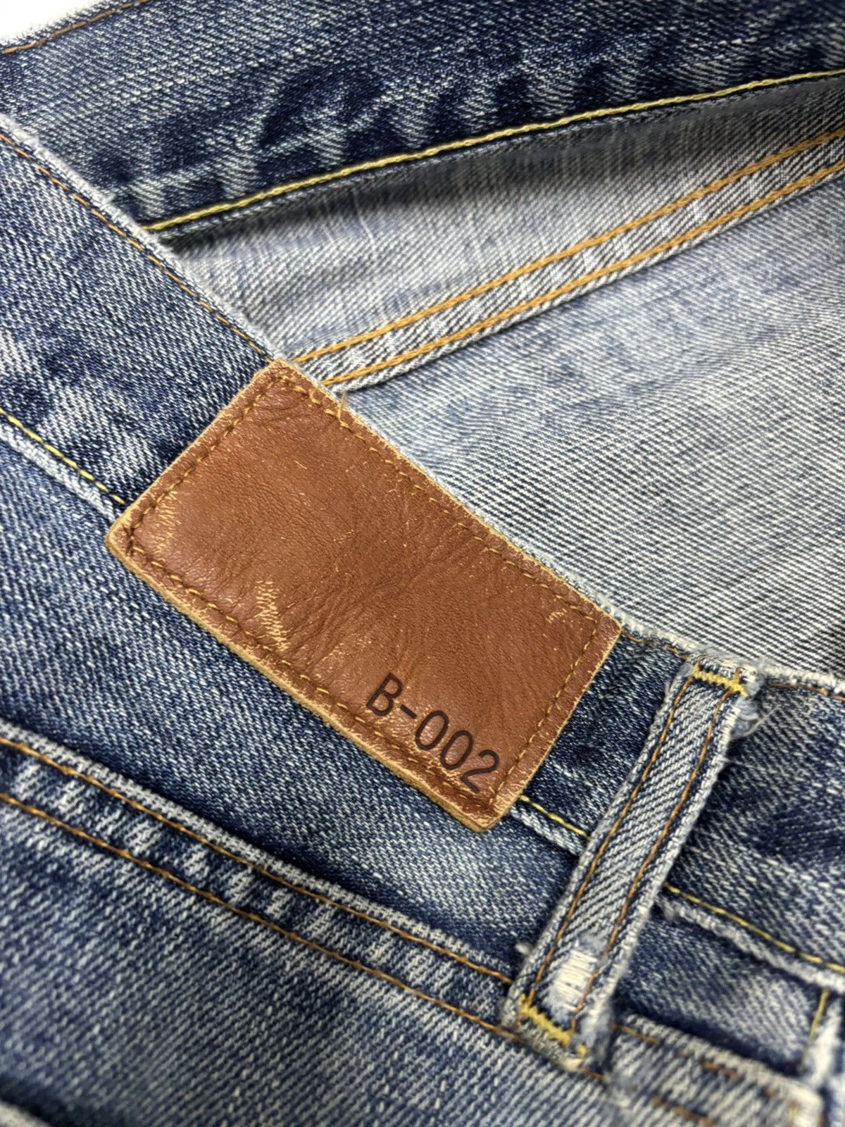 Undercover × Uniqlo 🔥DISTRESSED DENIM BOOTCUT UNIQLO B-002 UNDERCOVER STYLE Size US 32 / EU 48 - 9 Thumbnail