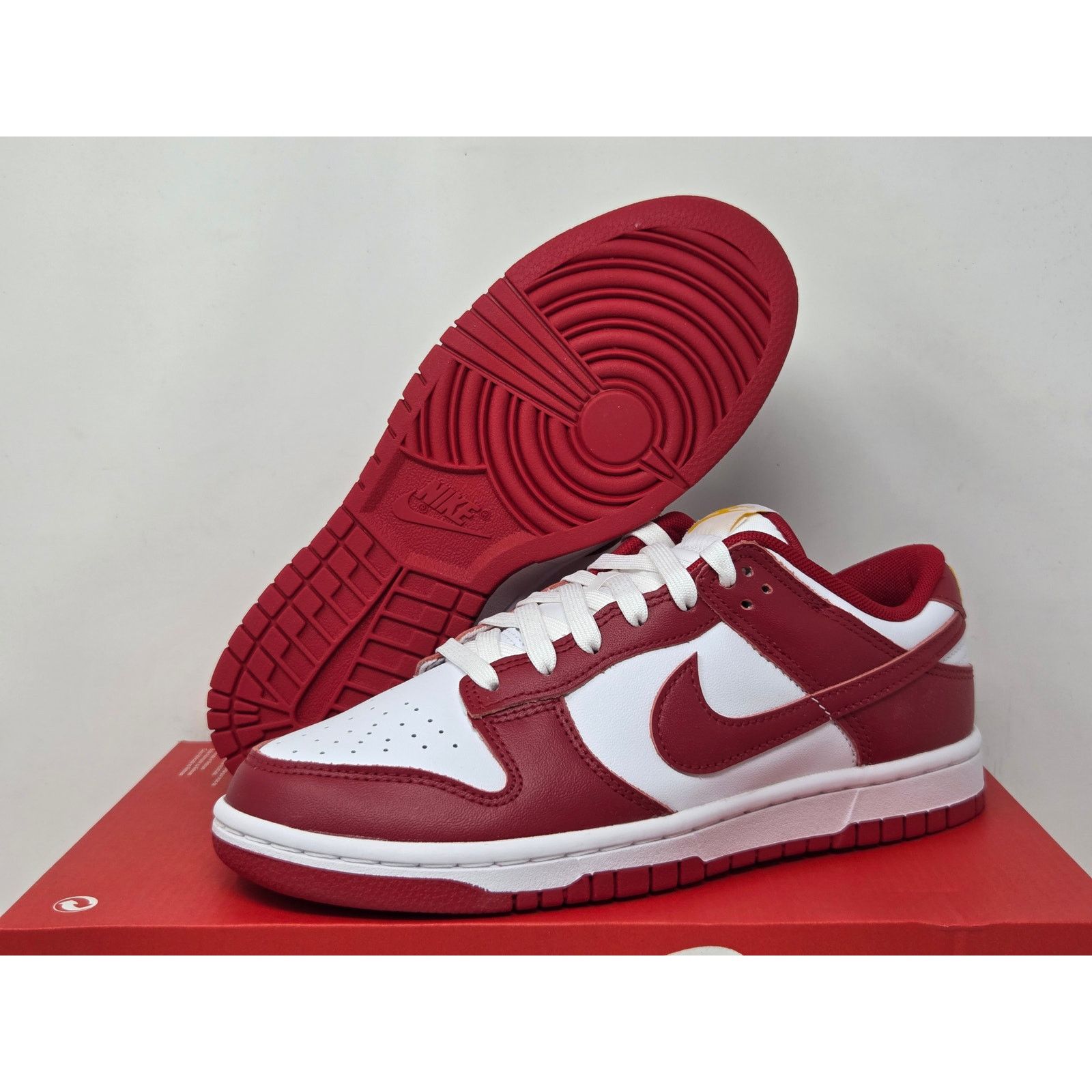Nike DS Nike Dunk Low GYM RED GOLD DD1391-602 Size US 7 / EU 40 - 1 Thumbnail