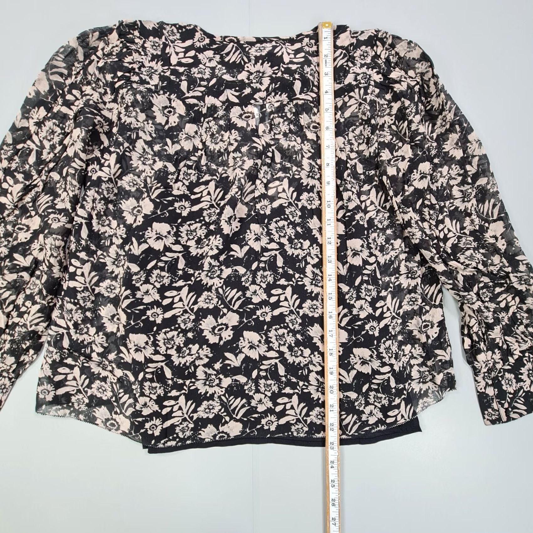 Velvet Velvet by Graham & Spencer Blouse Womens XS Black Floral Long Sleeve Henley Pullover Viscose Dry Clean Only Size XS / US 0-2 / IT 36-38 - 7 Thumbnail