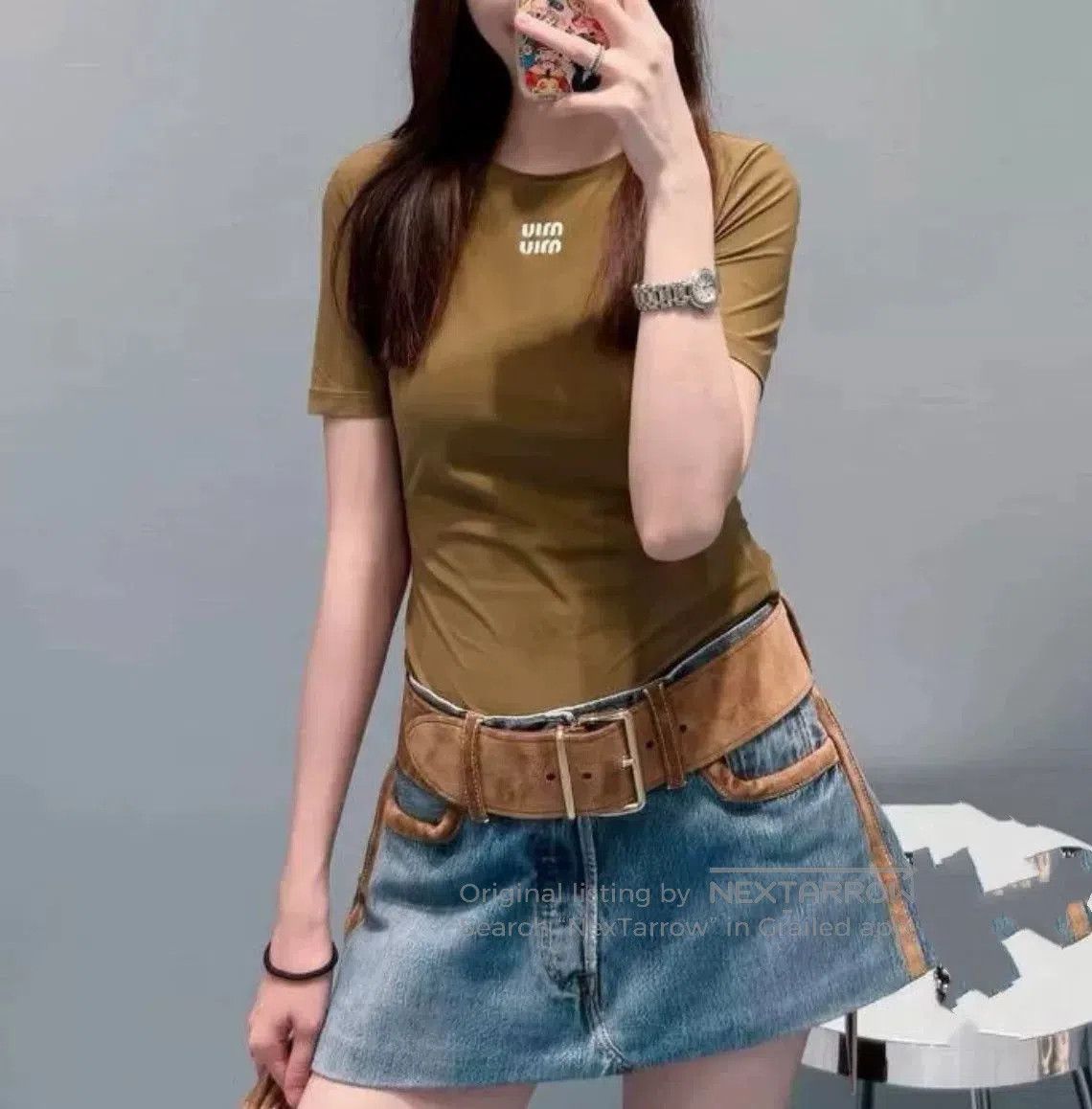 Miu Miu Miu Miu Olive Logo Short-Sleeve T-shirt. Size S / US 4 / IT 40 - 1 Thumbnail
