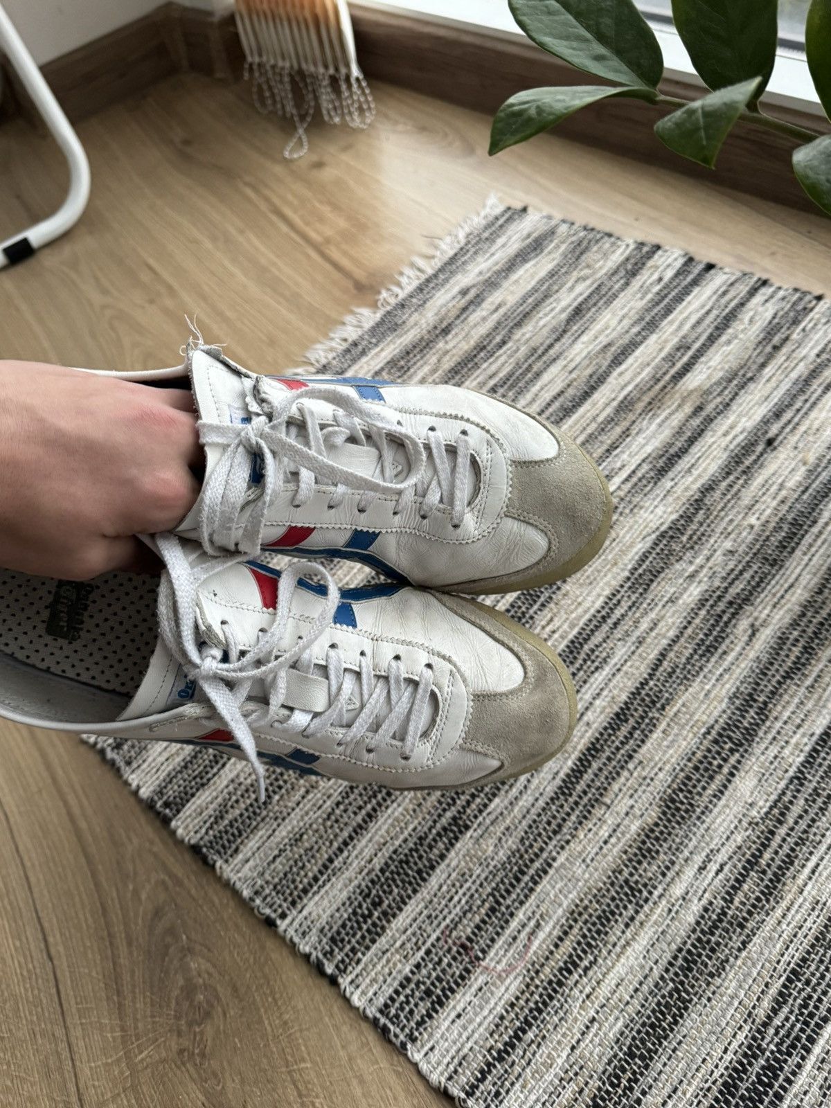 Asics ASICS ONITSUKA TIGER LOW TOPS LEATHER WHITE SNEAKERS SHOES Size US 10 / EU 43 - 12 Thumbnail