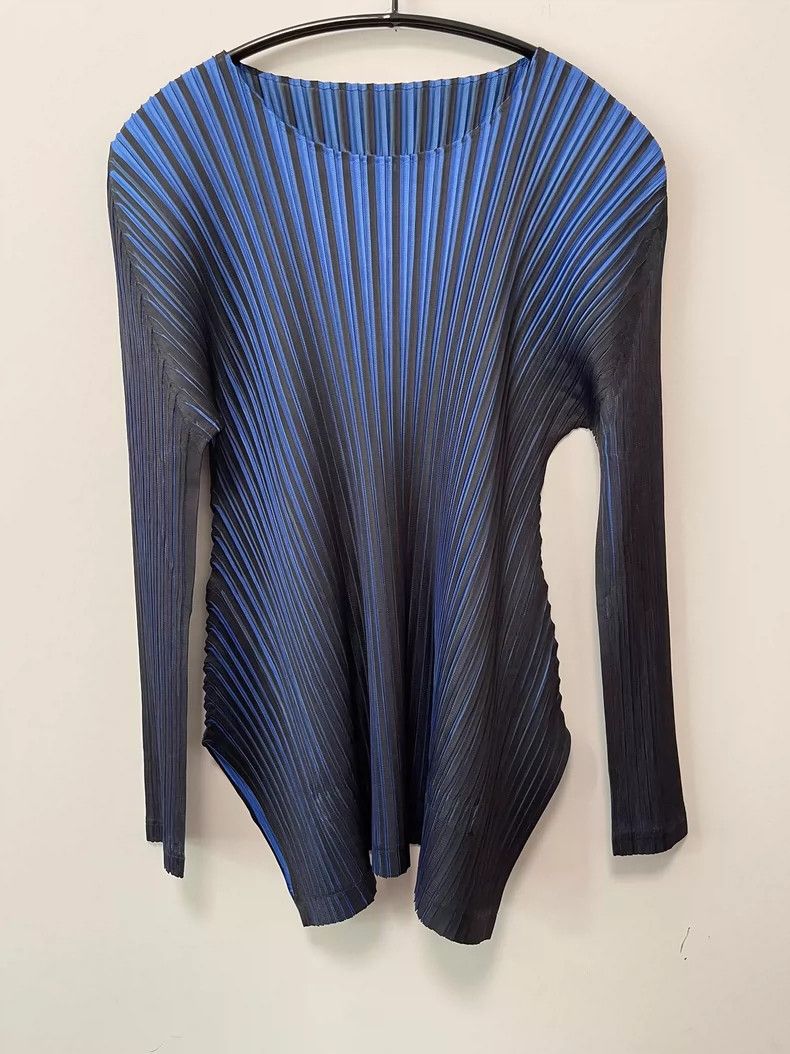Issey Miyake Issey Miyake Blue pleated long-sleeved shirt Size L / US 10 / IT 46 - 1 Thumbnail