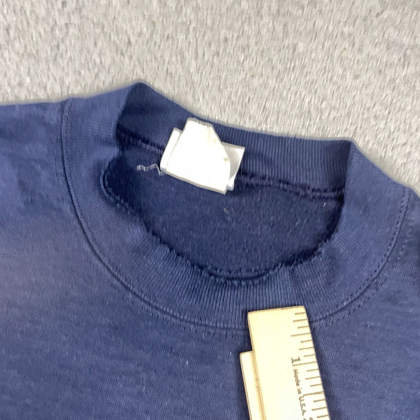 Jerzees VINTAGE Jerzees Sweatshirt Adult M Blue Distressed 90s Raglan Crew Neck Pullover Men Size US M / EU 48-50 / 2 - 6 Thumbnail