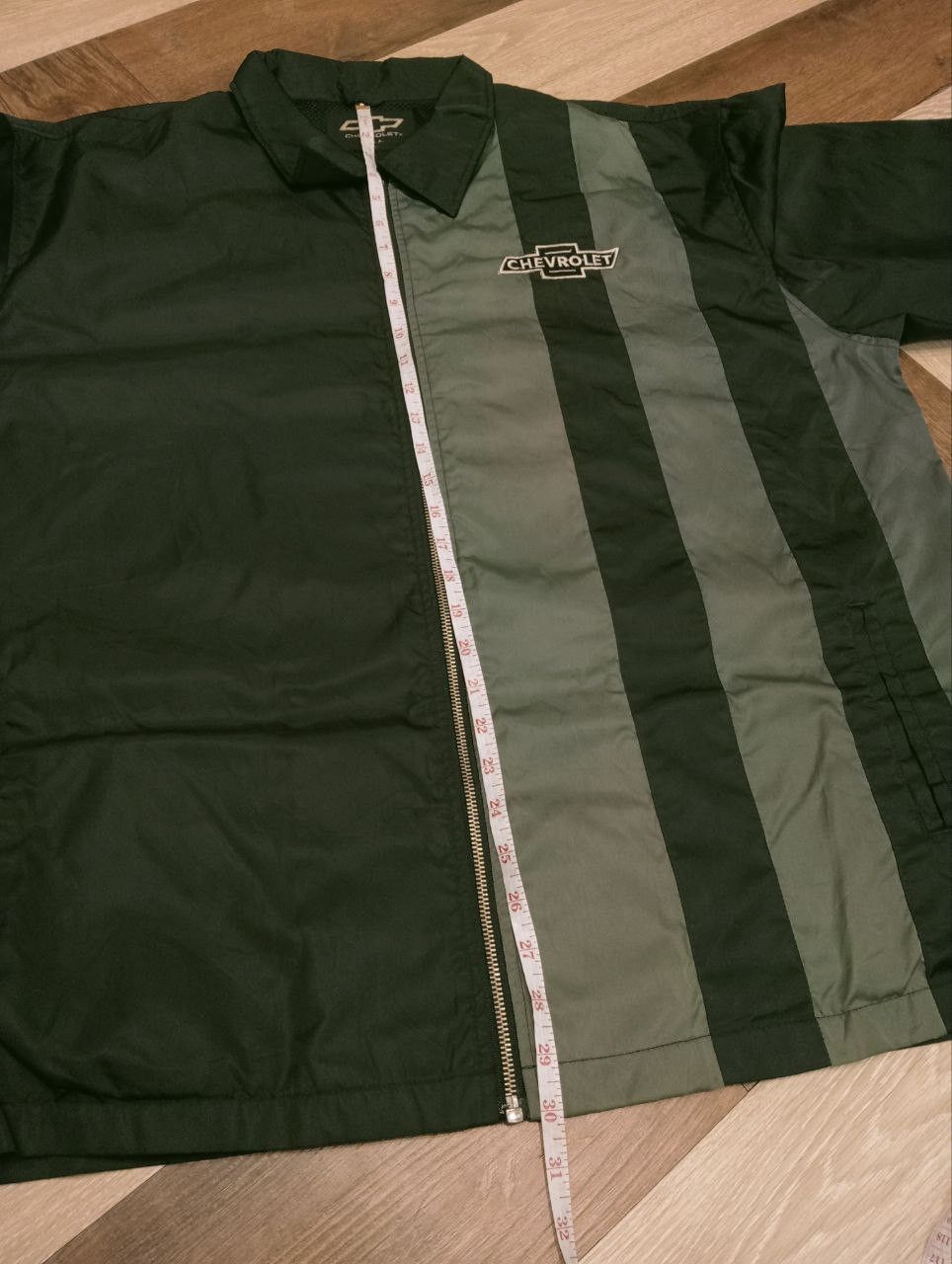 Chevrolet VINTAGE CHEVROLET OVERSIZED JACKET - SIZE L Size US L / EU 52-54 / 3 - 13 Thumbnail