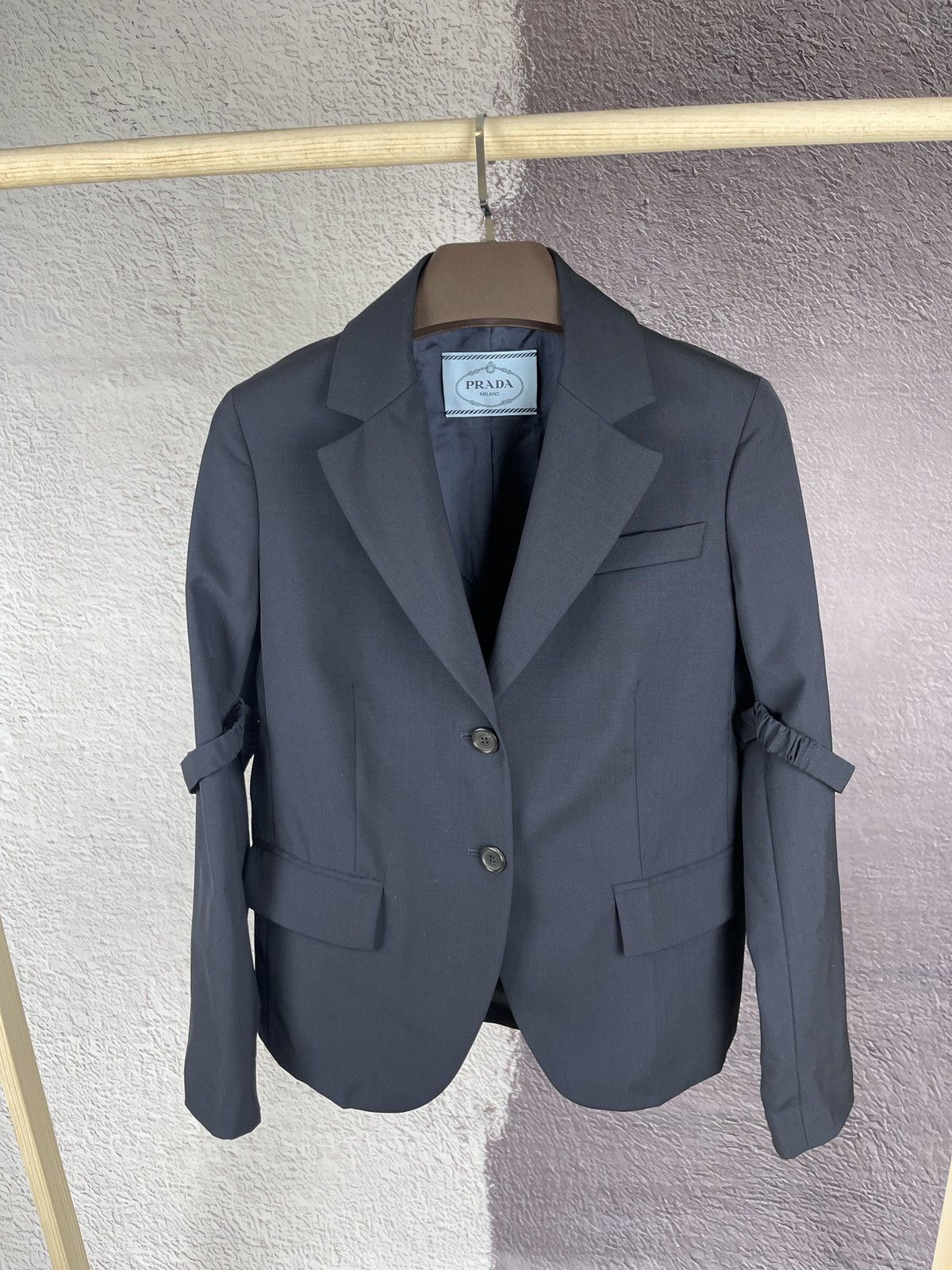 Prada Prada sleeve bondage navy women’s wool blazer 2 buttons Size M / US 6-8 / IT 42-44 - 2 Thumbnail