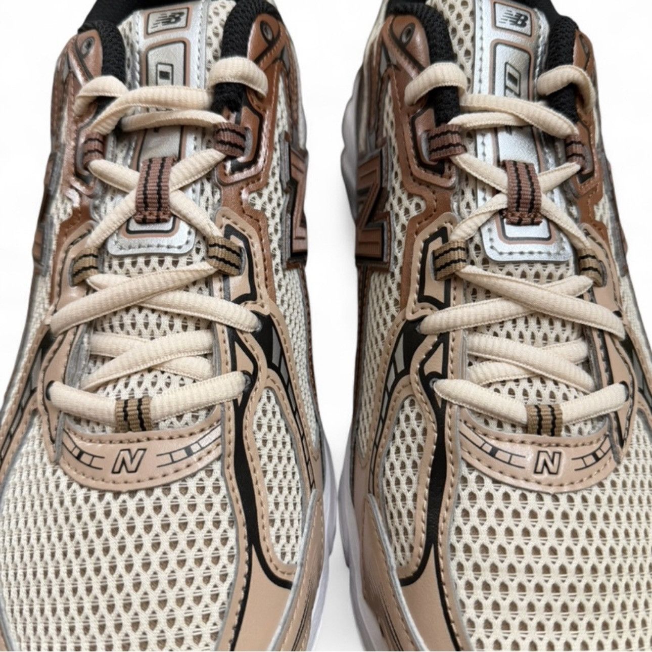 New Balance NIB Unisex New Balance 740 Size US Men 9.5/ Women 11 Size US 9.5 / EU 42-43 - 3 Thumbnail