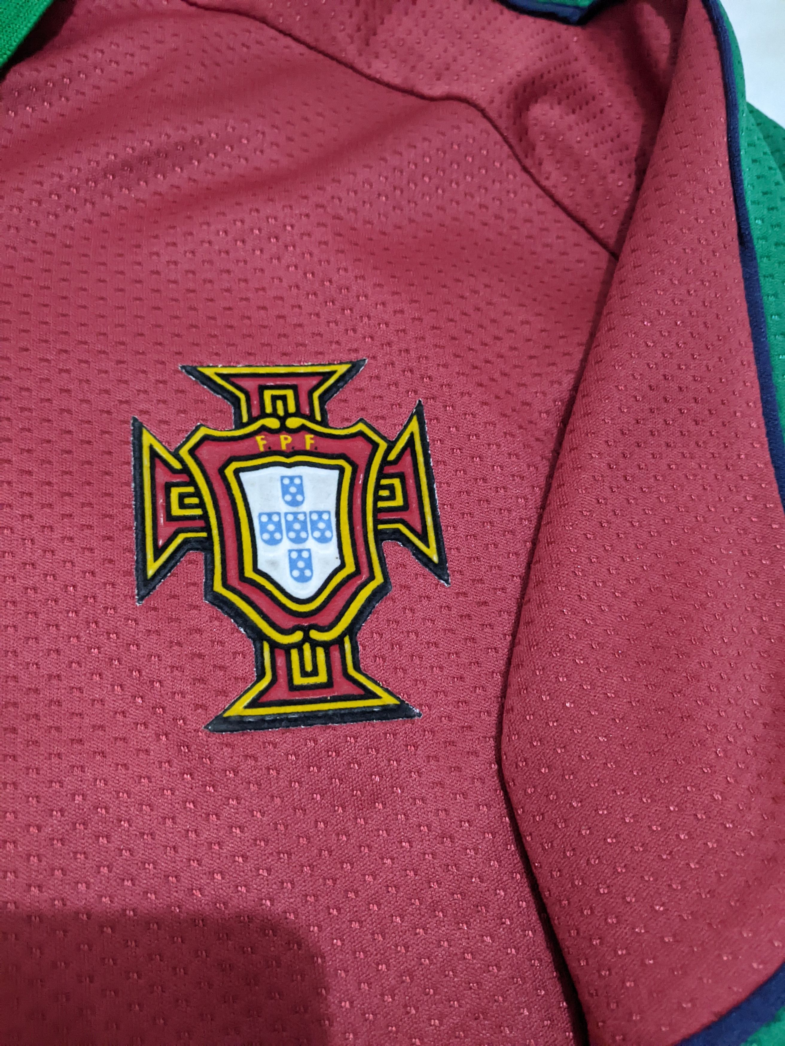 Vintage Jersey Portugal euro 1996 home Rui Costa football shirt Size US XL / EU 56 / 4 - 6 Thumbnail