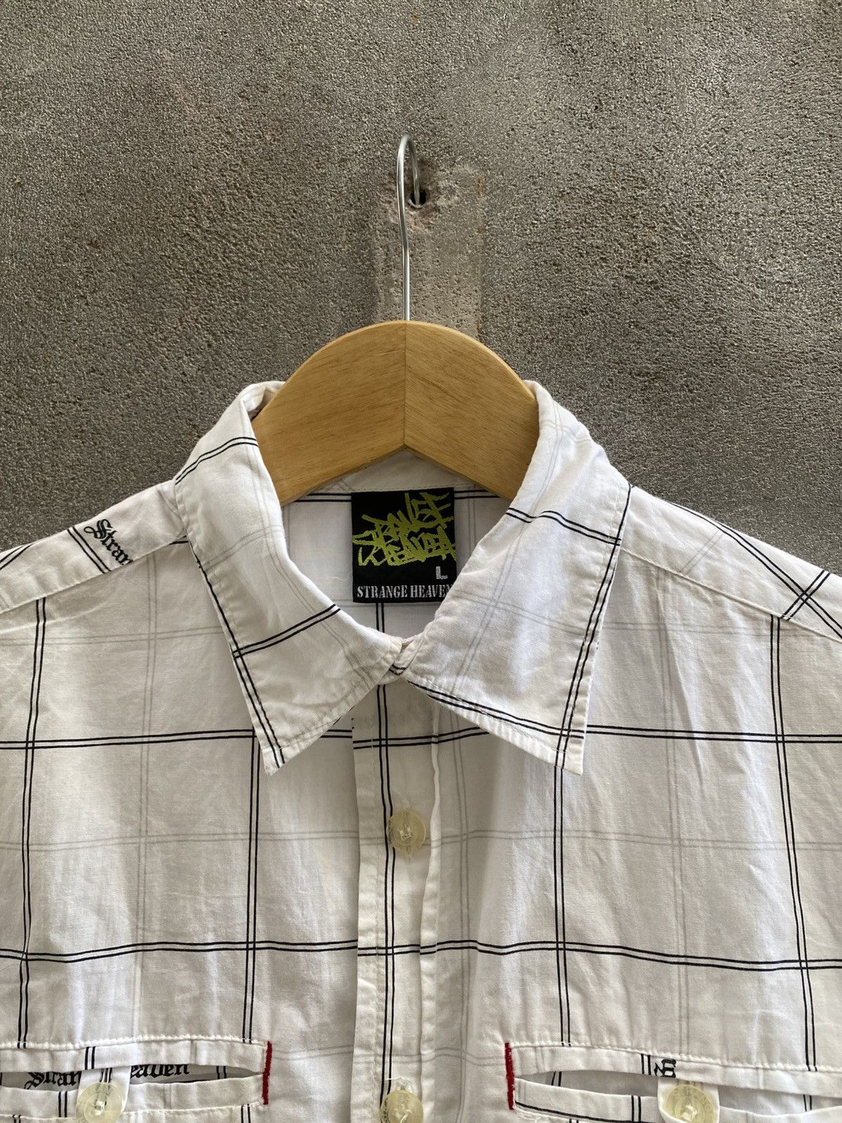 14th Addiction 2000s Strange Heaven short sleeves Shirt Size US L / EU 52-54 / 3 - 7 Thumbnail