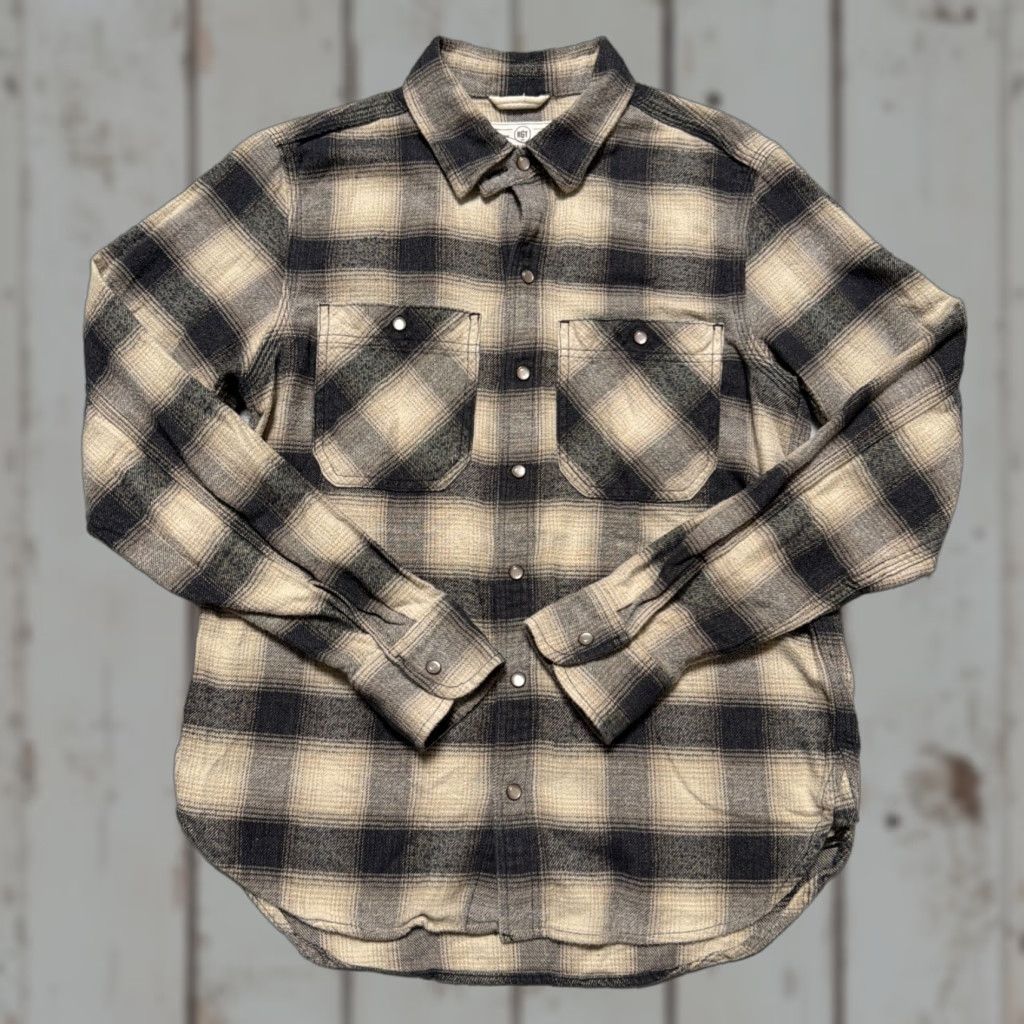Rogue Territory Rogue Territory BM Brushed Plaid Snap Button Shirt Ombré Shadow Made USA M Shirt Mens Size US M / EU 48-50 / 2 - 1 Thumbnail