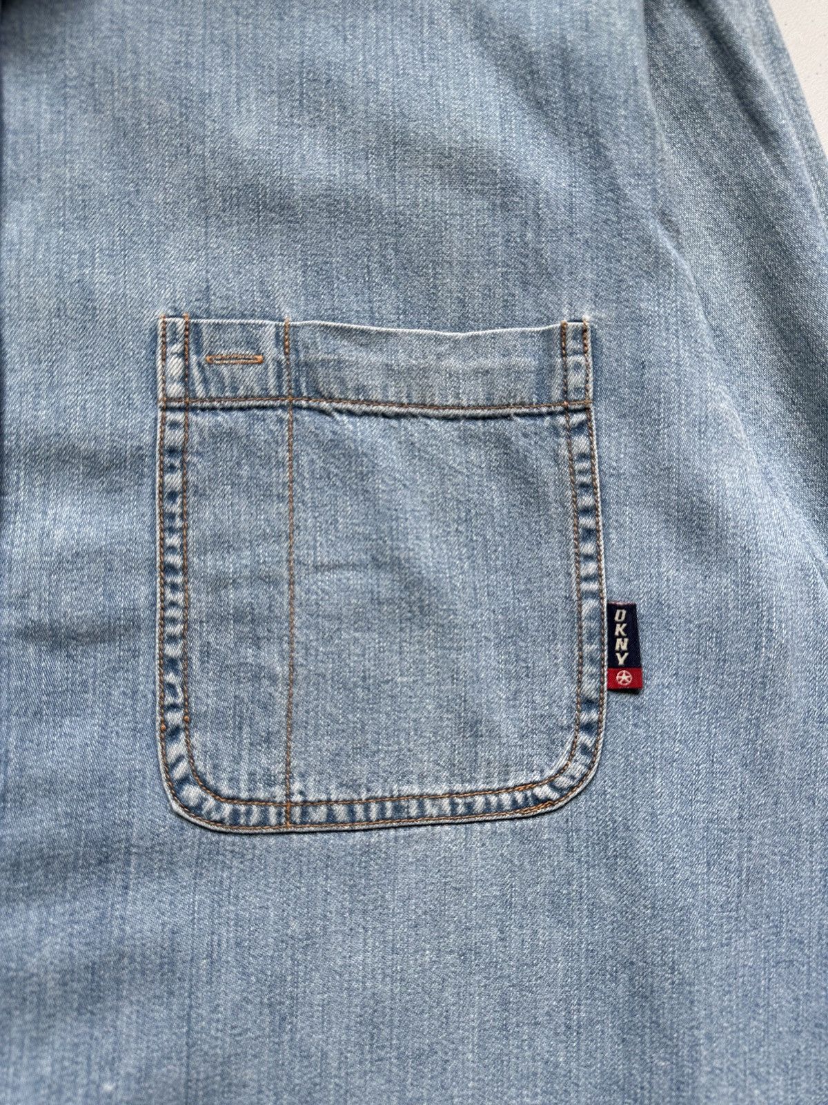 DKNY Vintage 90s Dkny Denim Shirt Oversized Button Up Shirt Size US XL / EU 56 / 4 - 7 Thumbnail