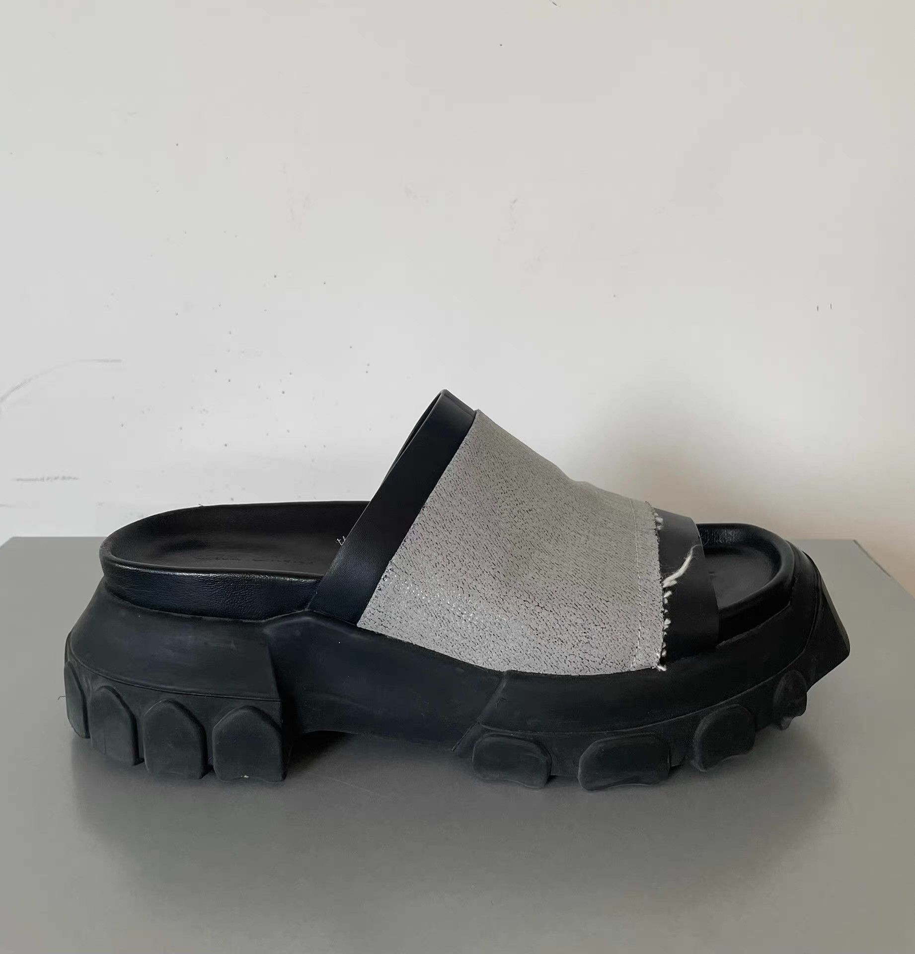 Rick Owens Rick Owens Men's Octopus Sole Slides Ｑ21 Size US 7 / EU 40 - 4 Thumbnail