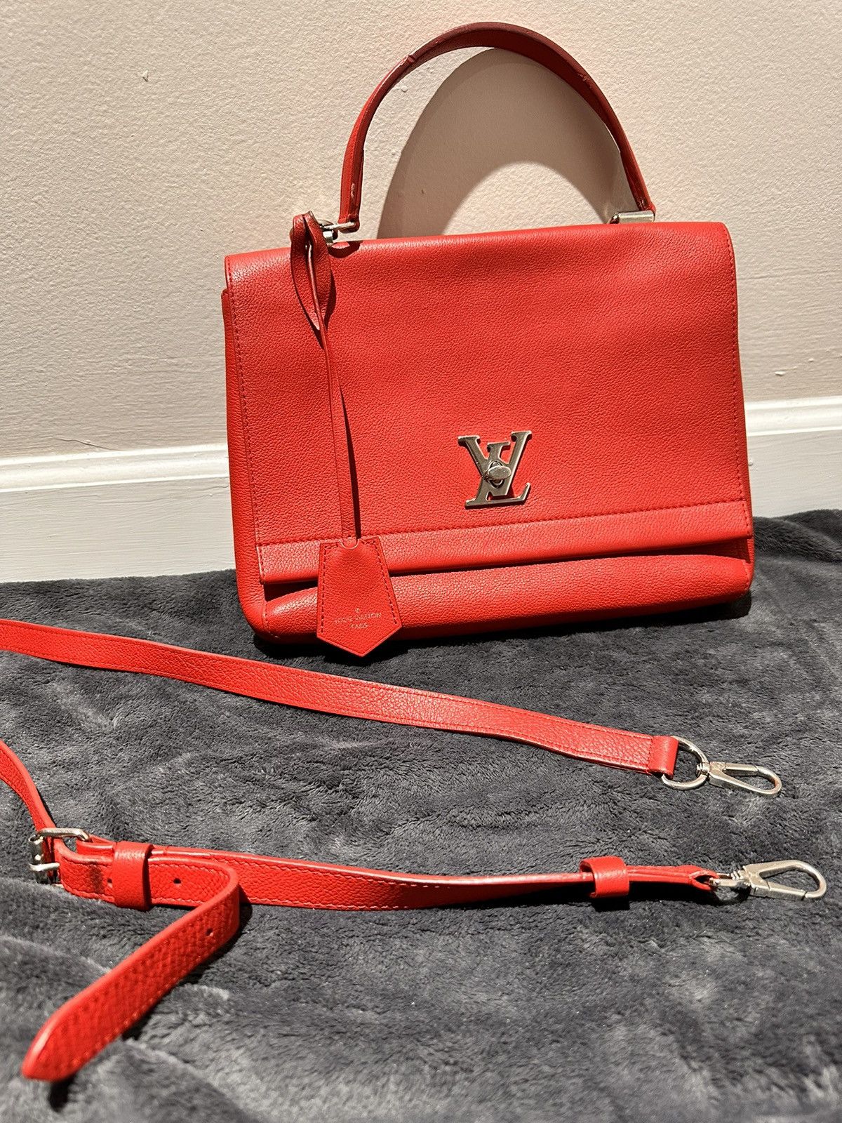 Louis Vuitton Louis Vuitton Red 2 Me Lock Size ONE SIZE - 1 Thumbnail