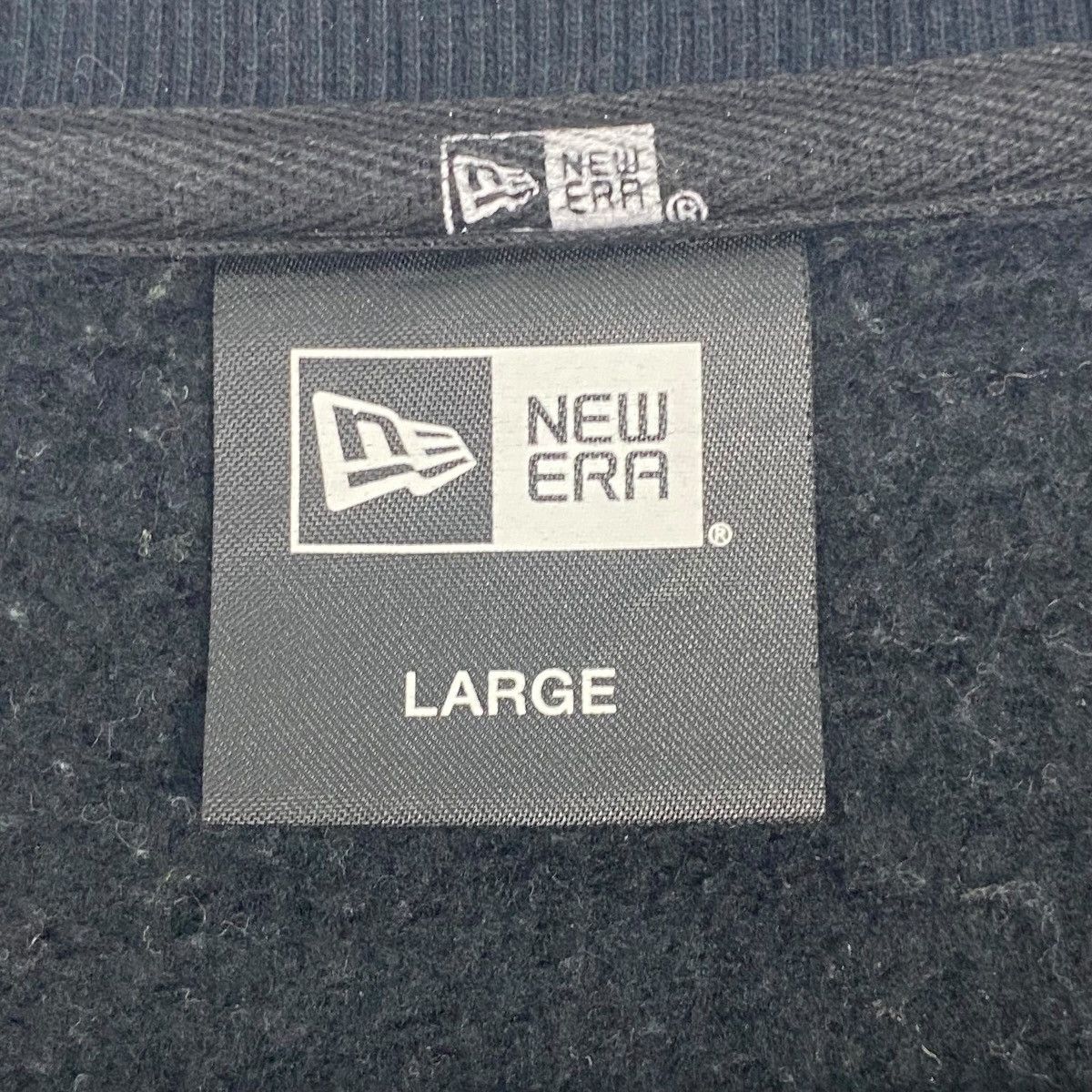 Vintage Vintage New Era Sweatshirt Crewneck Black Pullover Size L Size US L / EU 52-54 / 3 - 6 Thumbnail