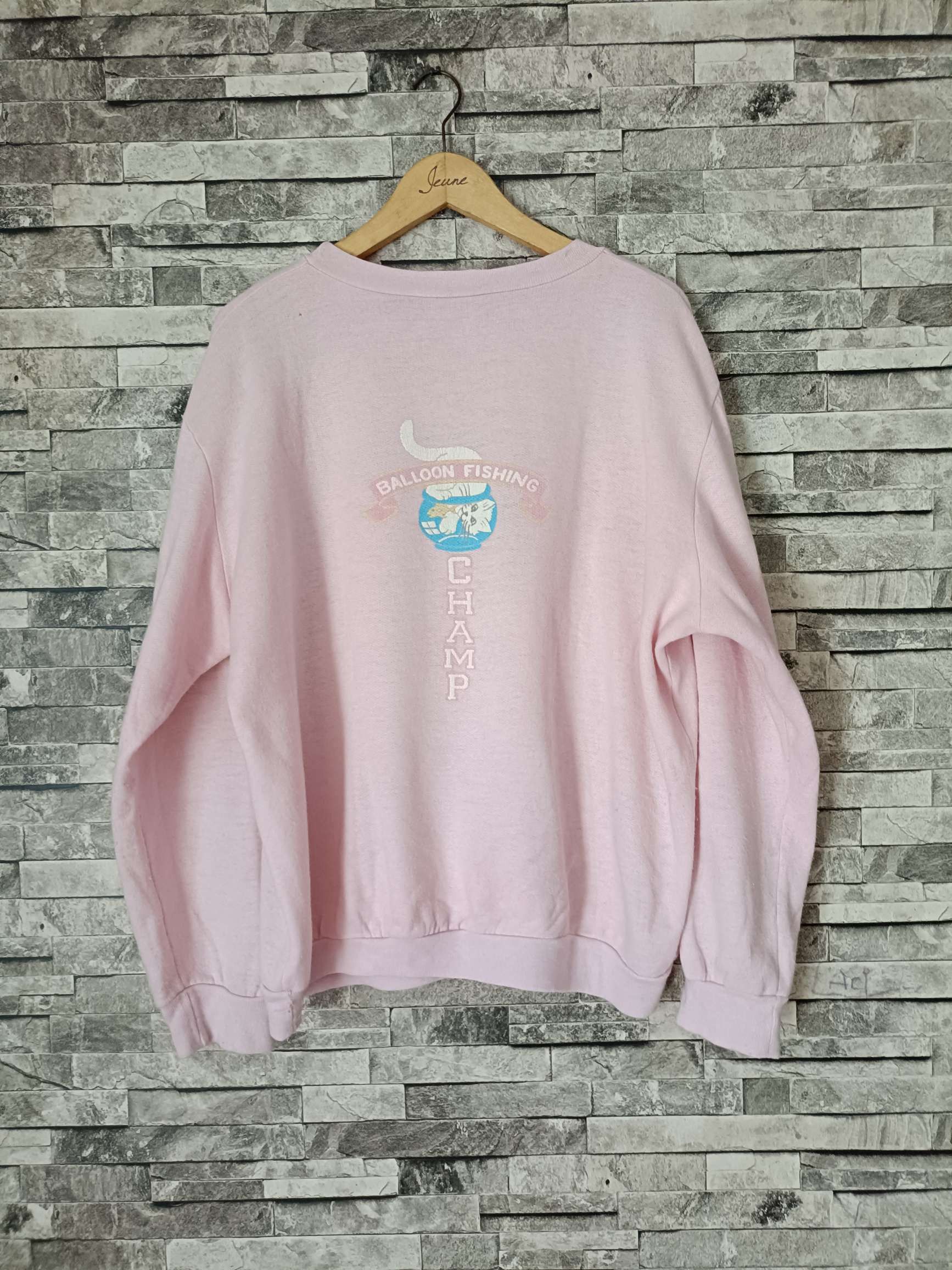 Vintage Vintage scarab San Francisco cats balloon oversized sweater Size ONE SIZE - 2 Thumbnail