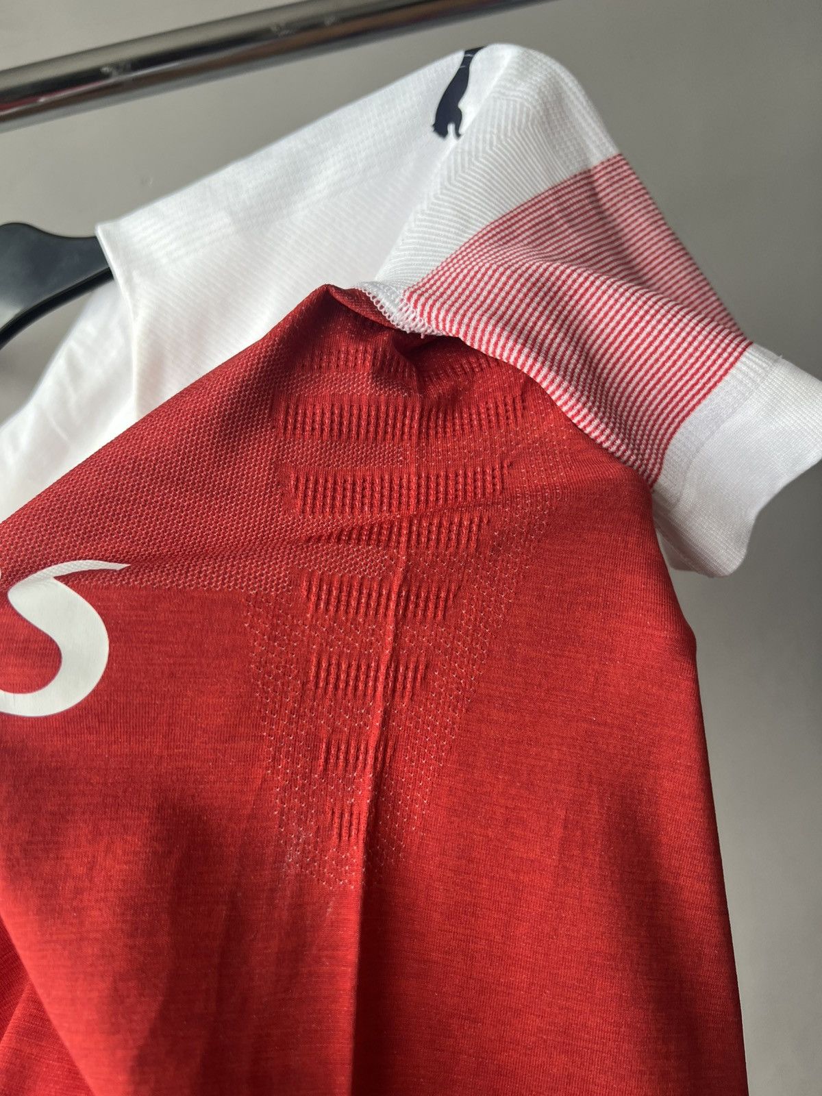 Puma 2018/19 ARSENAL FC PLAYER ISSUED HOME SOCCER JERSEY SIZE S Size US S / EU 44-46 / 1 - 20 Thumbnail