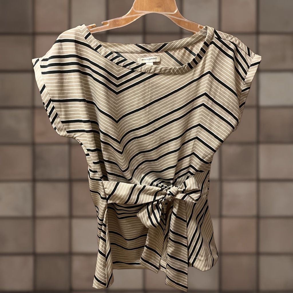 Banana Republic Banana Republic Womens Small Tie In Front Scarves Beige & Black Stripe Blouse Size S / US 4 / IT 40 - 1 Thumbnail