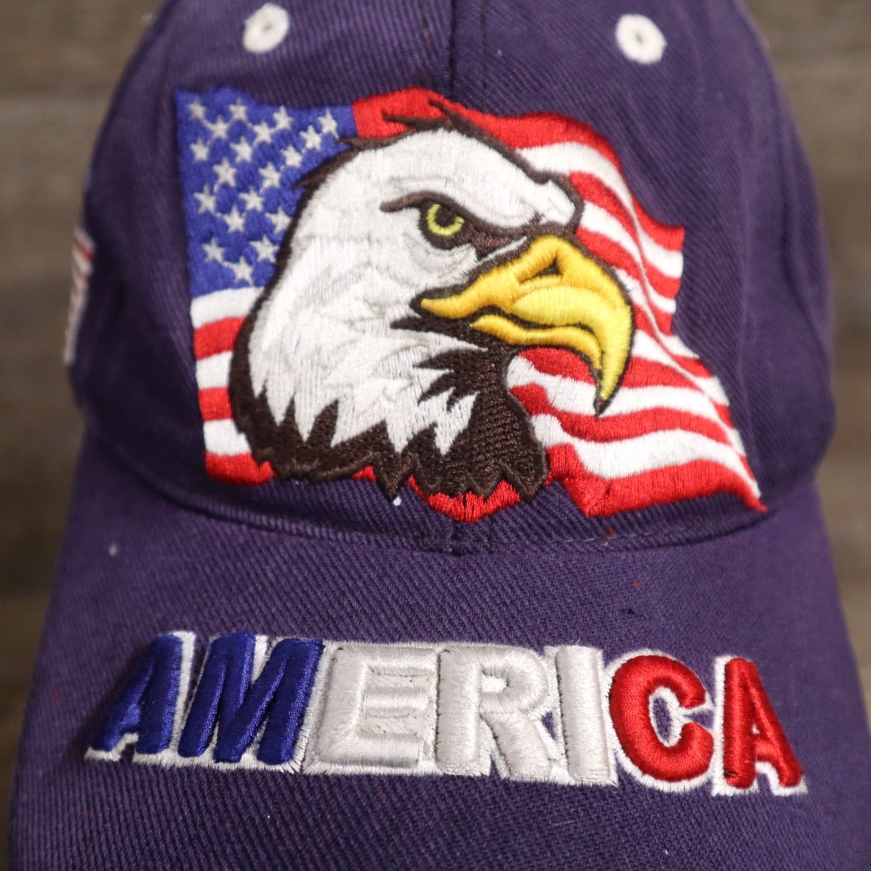 Vintage VINTAGE Hat Unbranded Embroidered Bald Eagle USA Flag - Adjustable Blue Baseball Cap Men, Adult Size, Navy/Blue, 90s/Flag Theme Size ONE SIZE - 2 Thumbnail