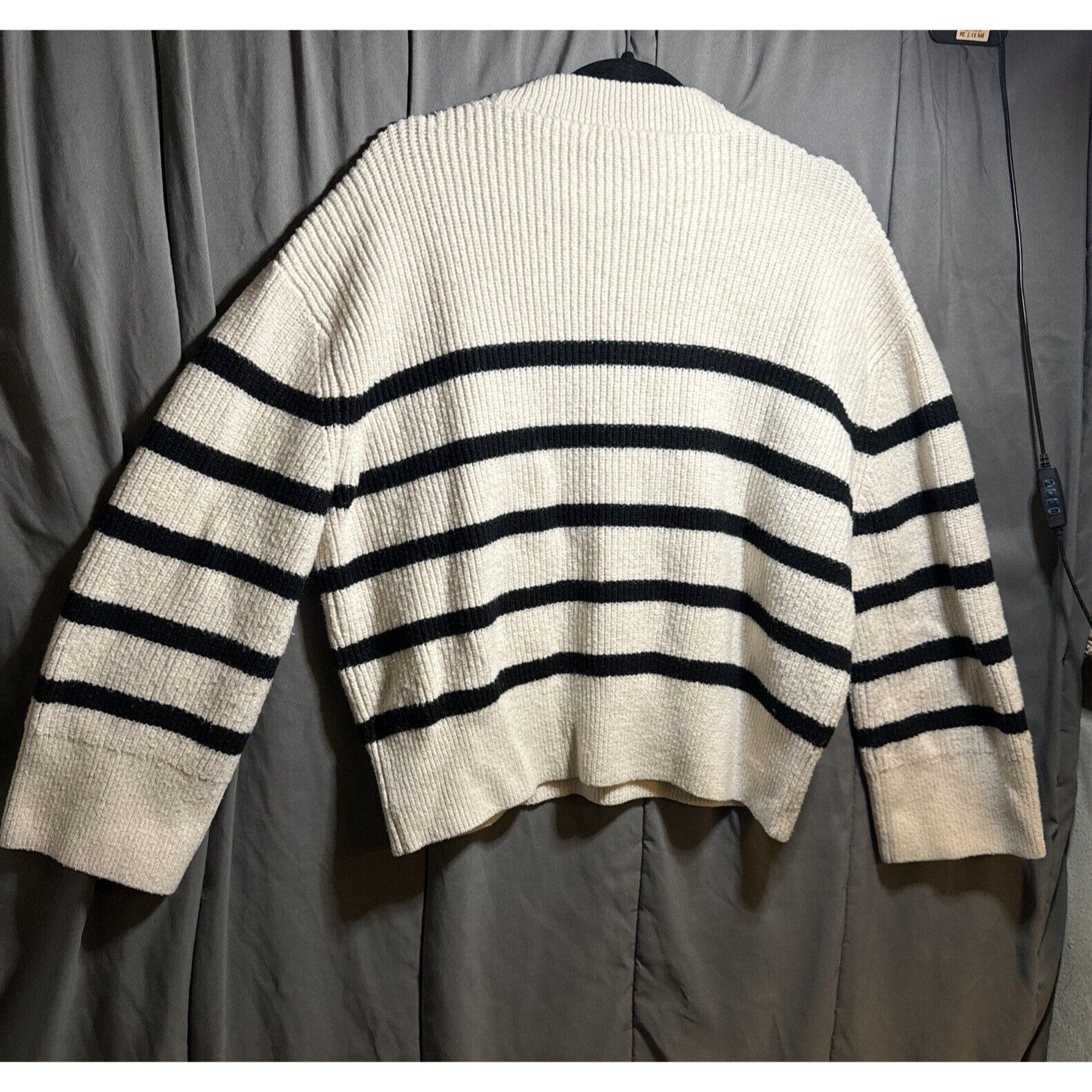 Zara Zara Knit Cropped Oversized Striped Boxy Distressed Sweater Size S / US 4 / IT 40 - 3 Thumbnail