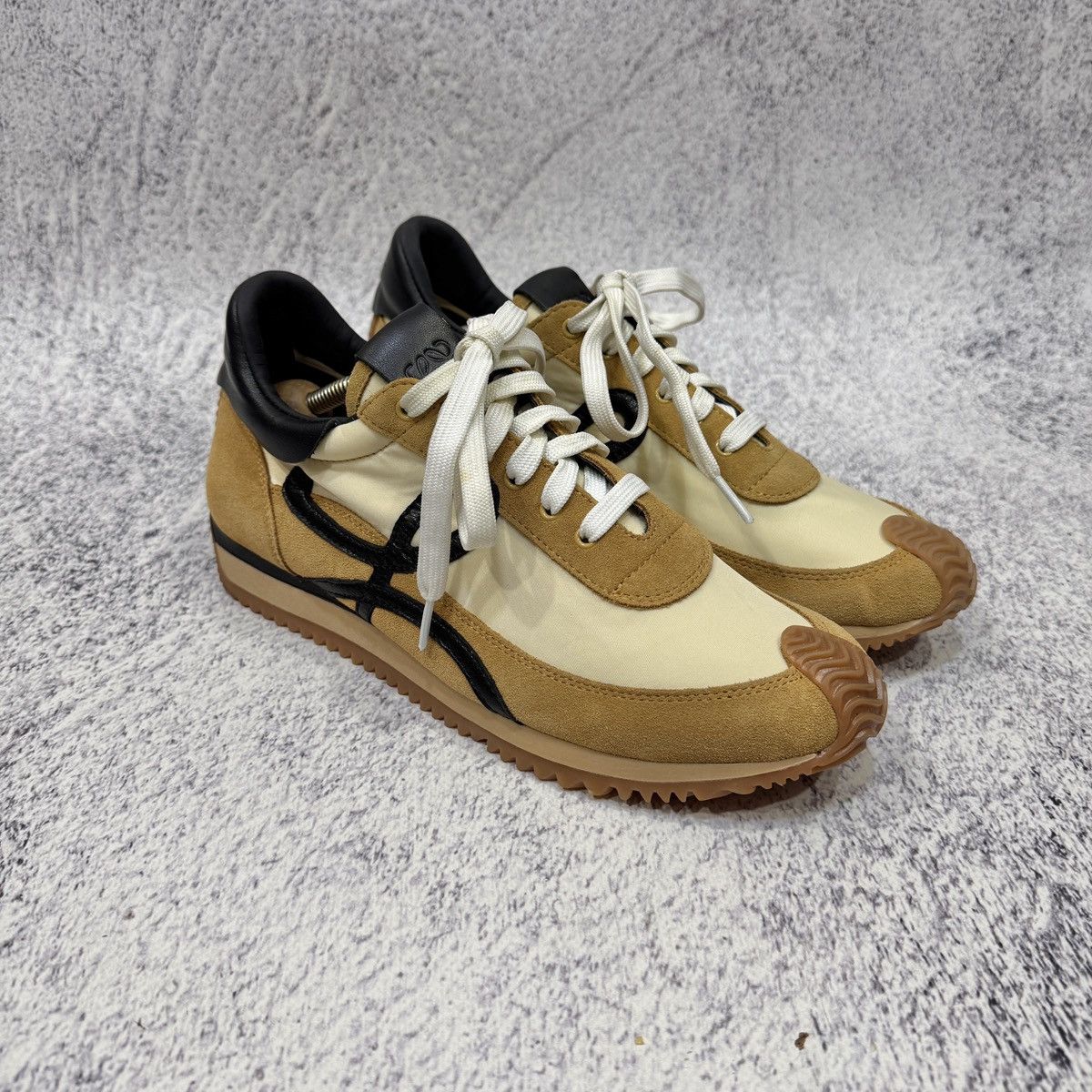 Loewe Loewe Flow Runner Honey Tan Suede Leather Sneakers US10 UK7 Size US 10 / IT 40 - 3 Thumbnail