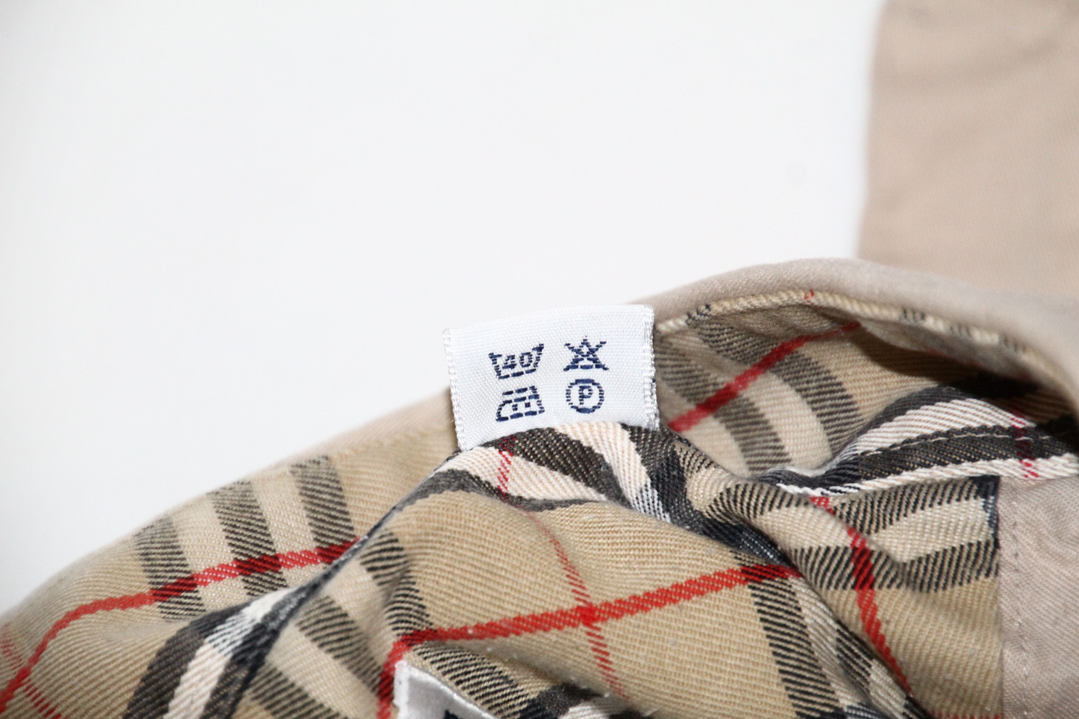 Burberry 70's Burberrys of London Signature Button Down Oxford Shirt Size US L / EU 52-54 / 3 - 9 Thumbnail