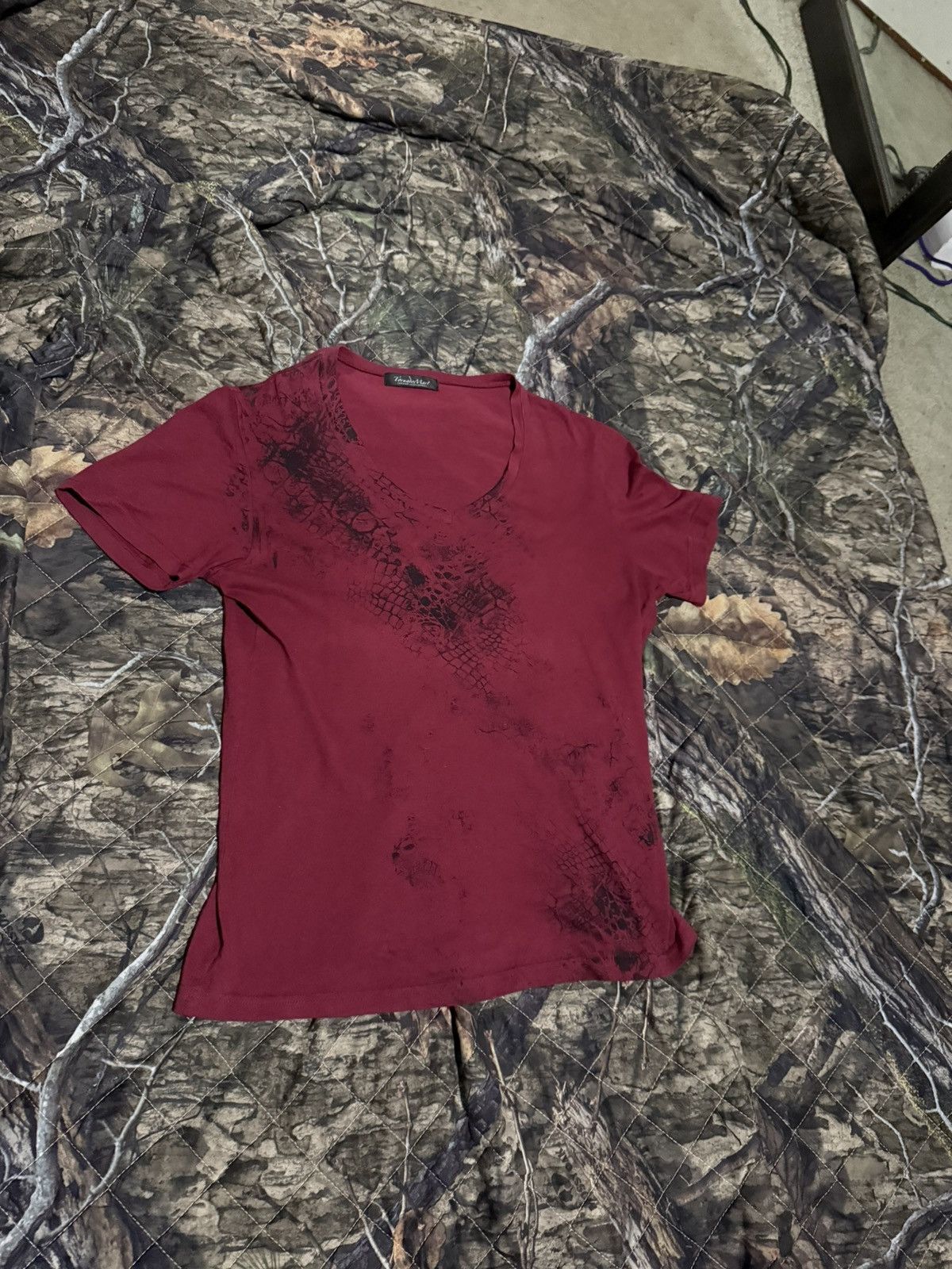 Tornado Mart Tornado Mart snakeskin Red V neck Size US S / EU 44-46 / 1 - 1 Thumbnail