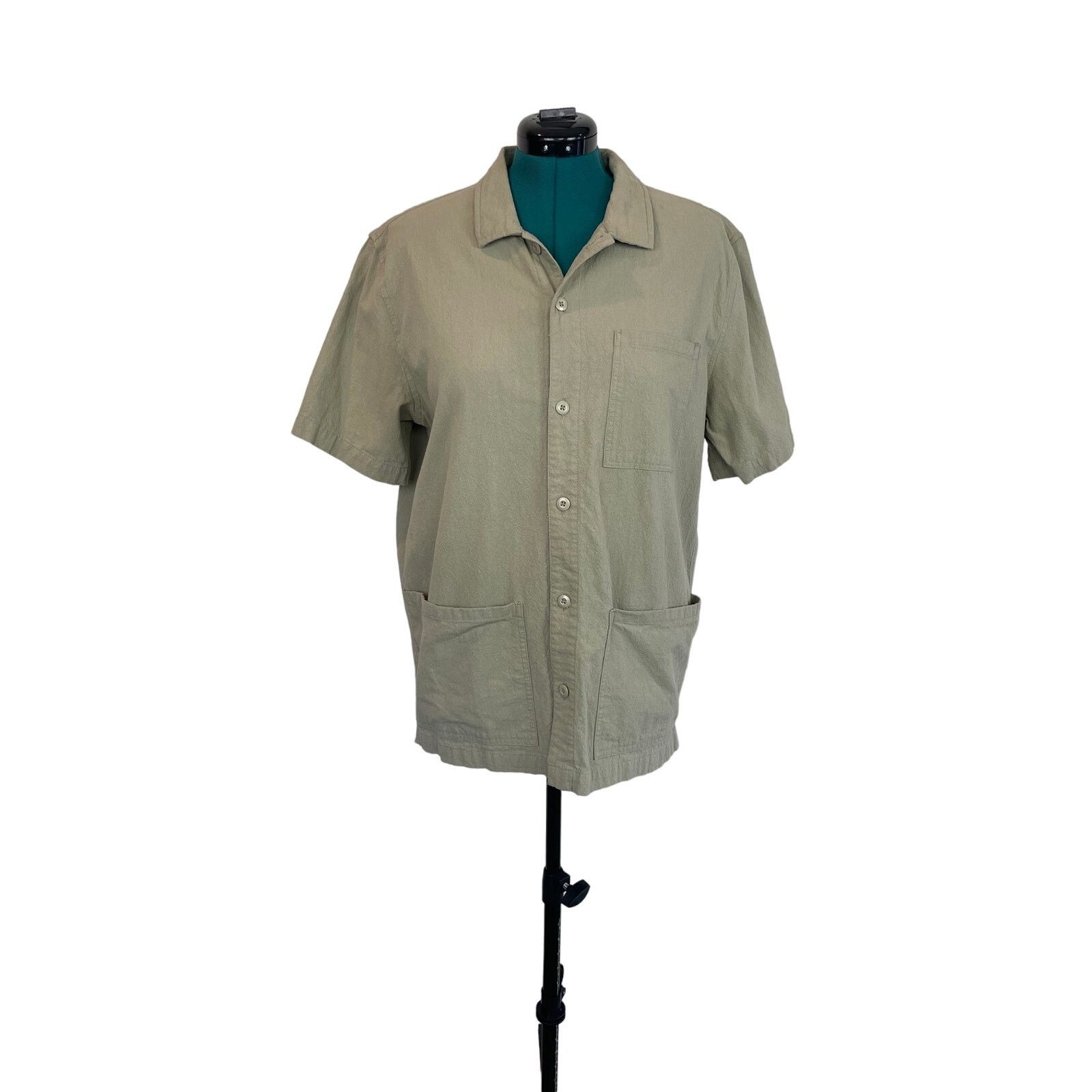 Bdg BDG Khaki Button Up, Size L Size US L / EU 52-54 / 3 - 1 Thumbnail