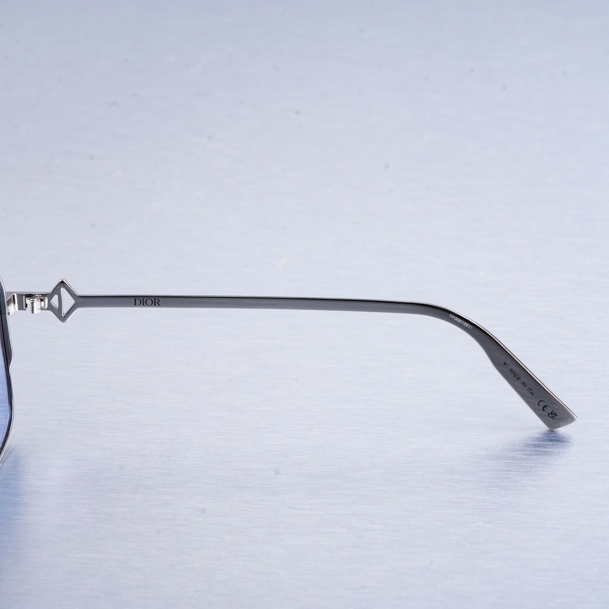 Dior DIOR CD DIAMOND S9U F0I4 SUNGLASSES Size ONE SIZE - 4 Thumbnail
