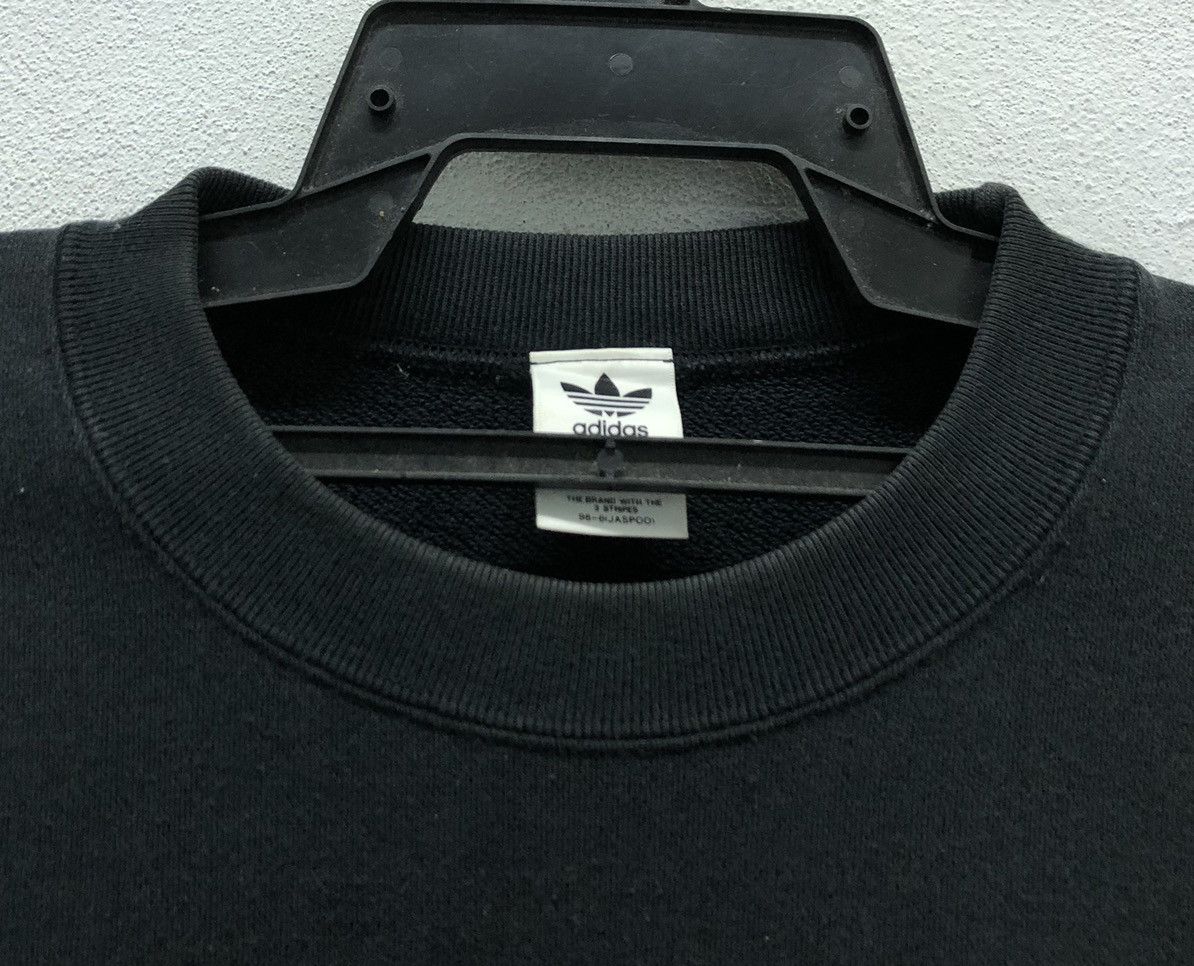 Adidas Vintage Adidas The Brand With The 3 Stripes Sweatshirt Size US L / EU 52-54 / 3 - 4 Thumbnail