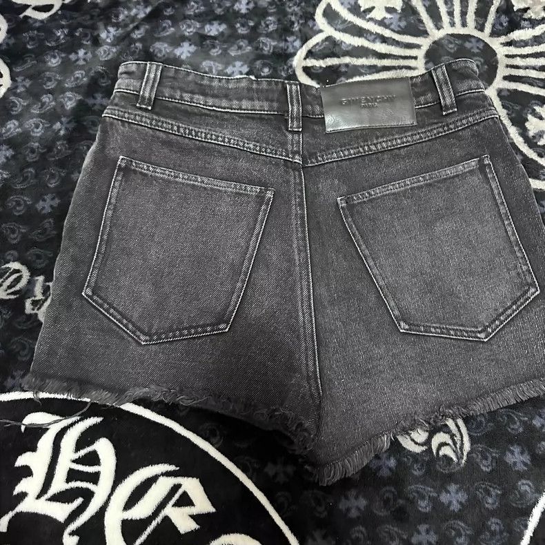 Givenchy Givenchy SizeS Black denim shorts, women's Size 26" / US 2 / IT 38 - 2 Thumbnail