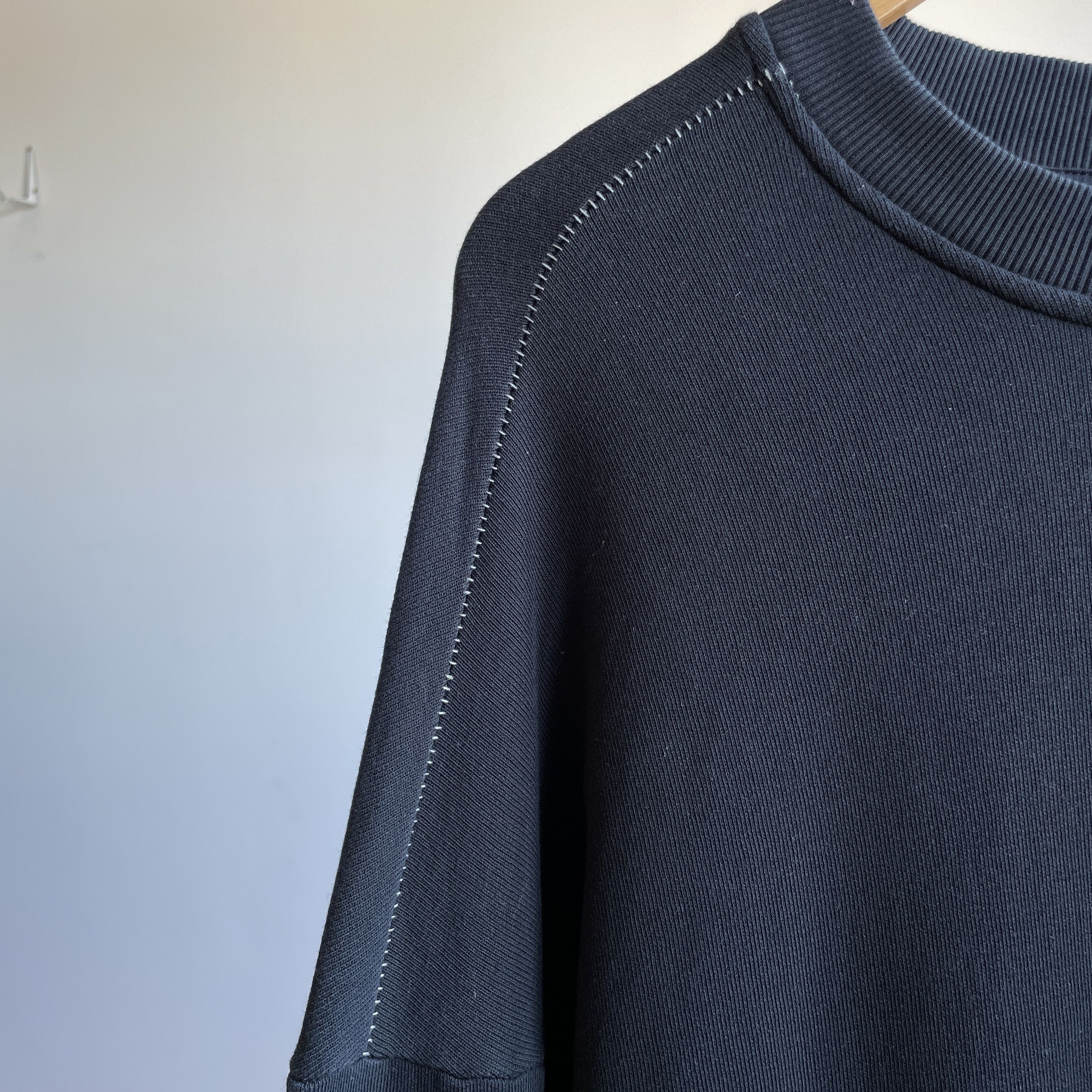 Thom Krom Thom Krom Avant Garde Exposed Seams Sweatshirt Size L Size US L / EU 52-54 / 3 - 5 Thumbnail