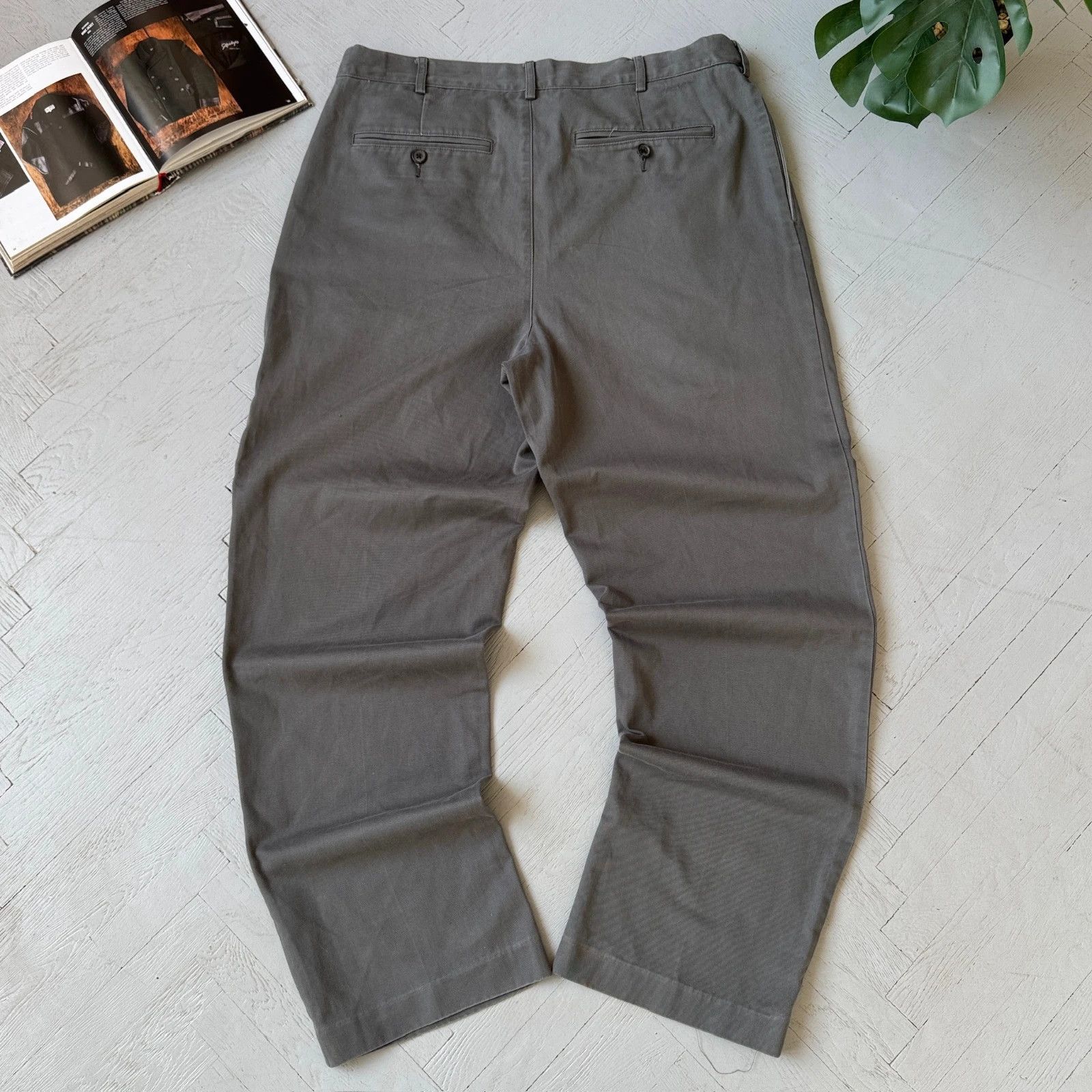 Lands' End Vintage Lands End Preppy Classic Pleated Cotton Chino Pants Size US 36 / EU 52 - 2 Thumbnail